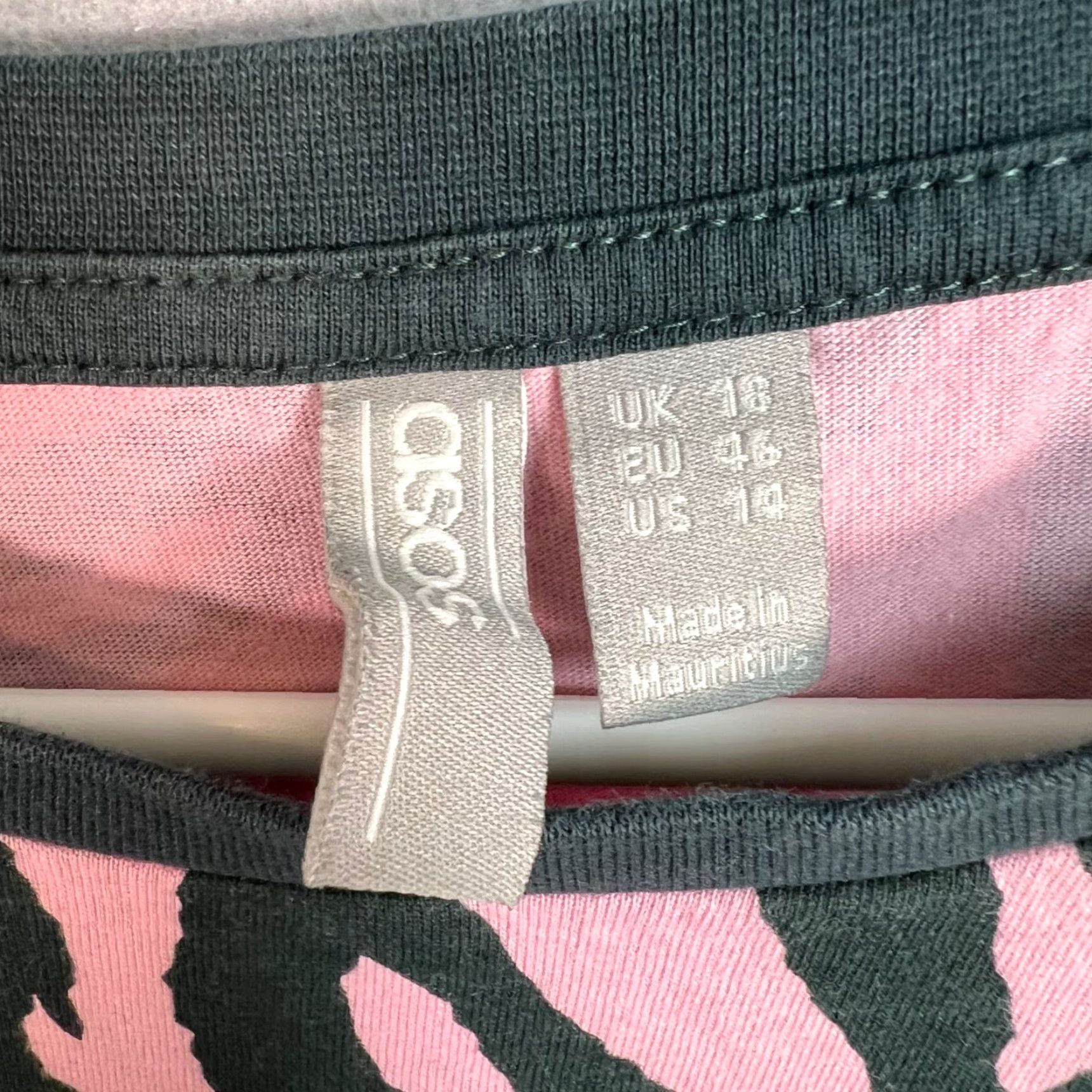 Asos VINTAGE ASOS Fearless Viva Girl Zebra Print Cropped T-Shirt Adult Womens 14 Pink Zebra 90s Womens Size XL / US 12-14 / IT 48-50 - 3 Thumbnail