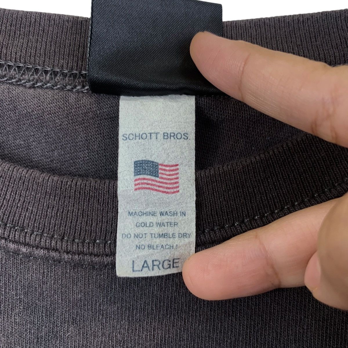 Schott Vintage SCHOTT NYC BROS Natural Faded Trash Tee Shir Size US XXL / EU 58 / 5 - 9 Thumbnail