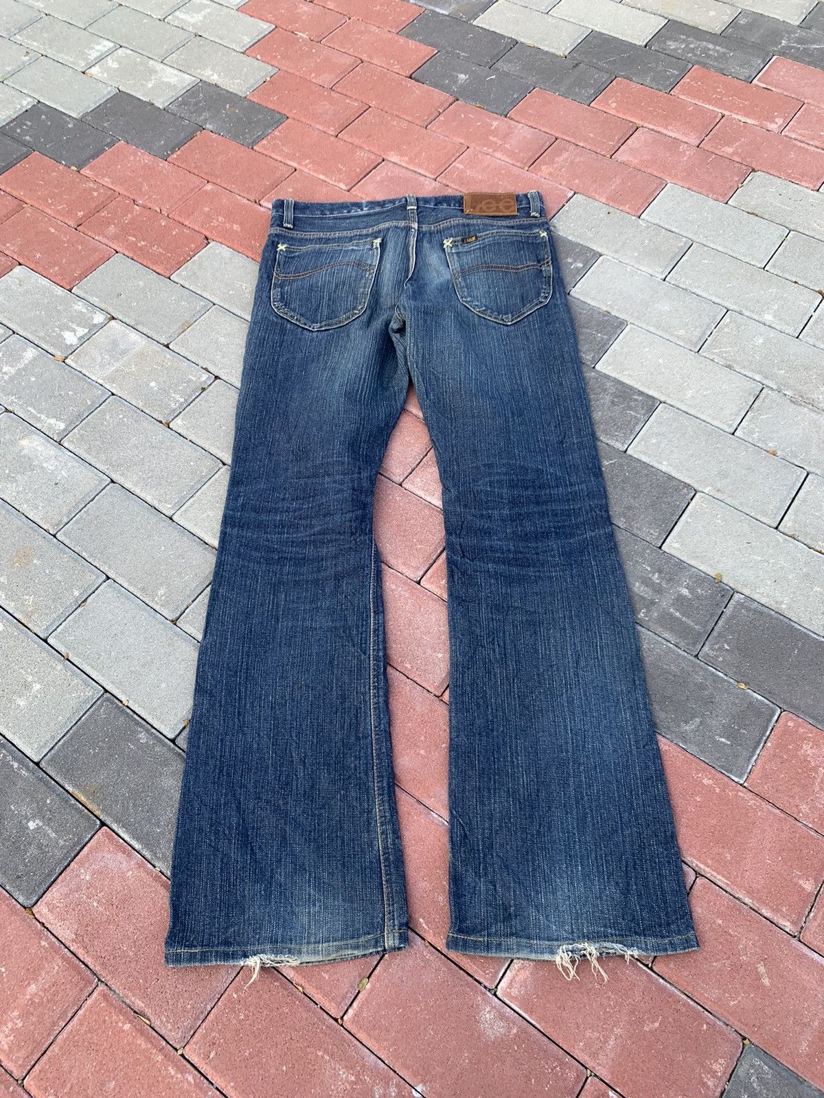 Lee Flare Lee Rider & faded blue. Size US 32 / EU 48 - 11 Thumbnail