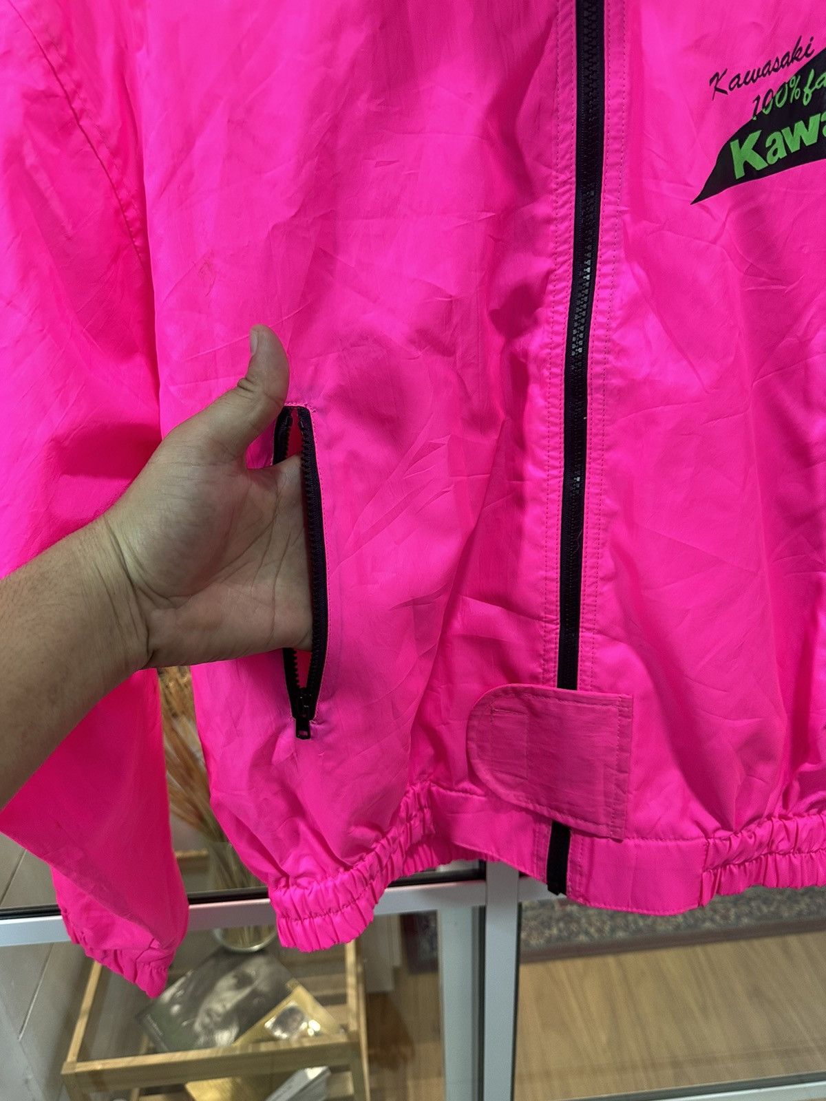 Vintage Vintage Kawasaki Luxury Riding Gear Neon Pink Jacket Size US L / EU 52-54 / 3 - 5 Thumbnail