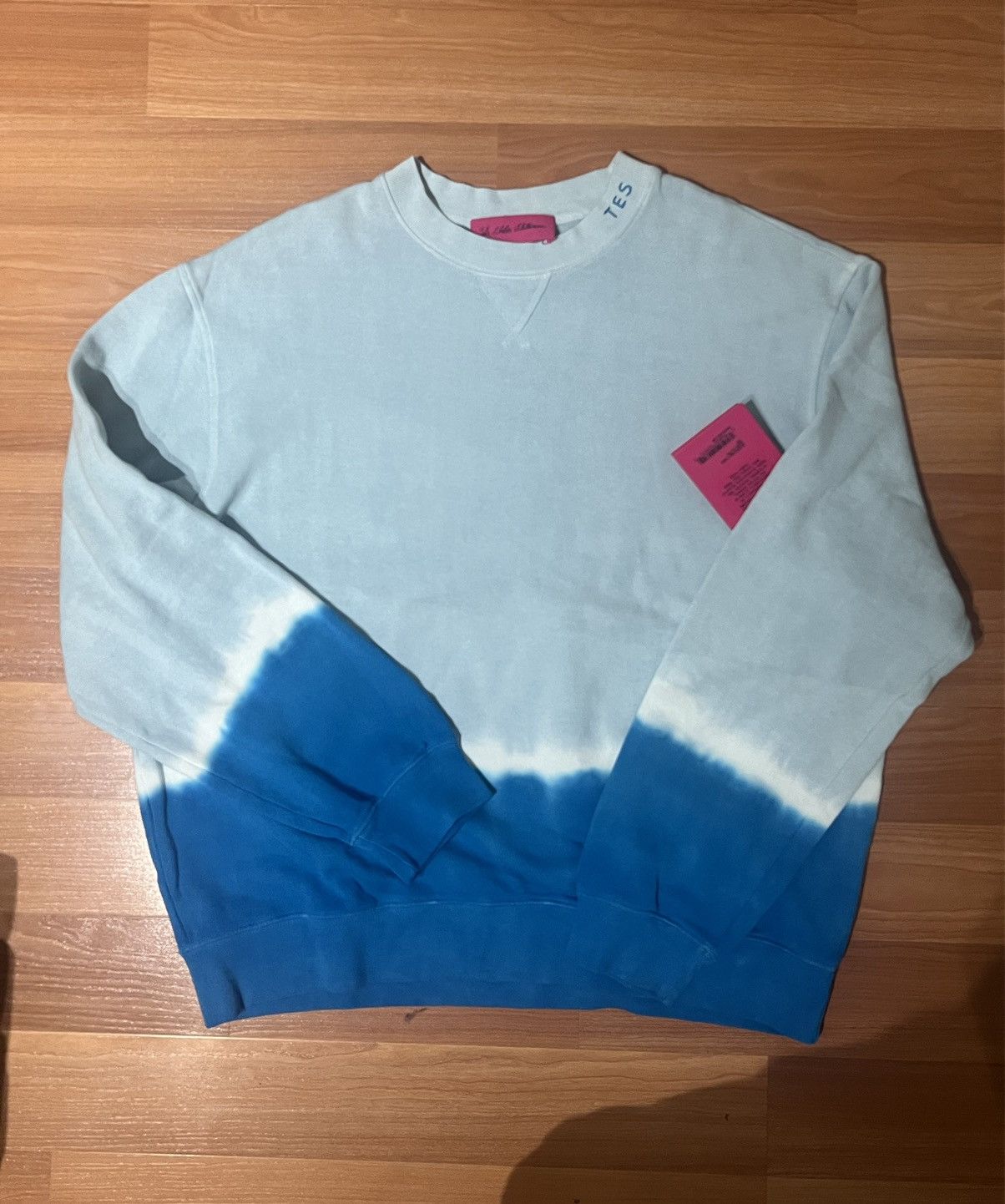 The Elder Statesman The Elder Statesman Azure Tie Dye Crewneck NWT Size L Size US L / EU 52-54 / 3 - 1 Thumbnail
