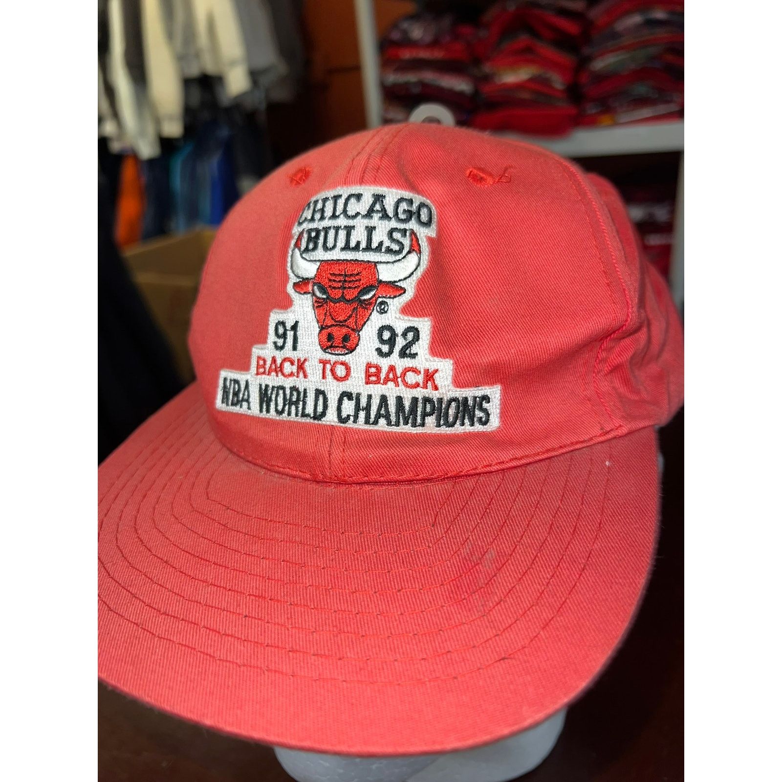 Vintage Vintage Chicago Bulls Hat Snapback NBA World Champs 91-92 OS Size ONE SIZE - 3 Thumbnail