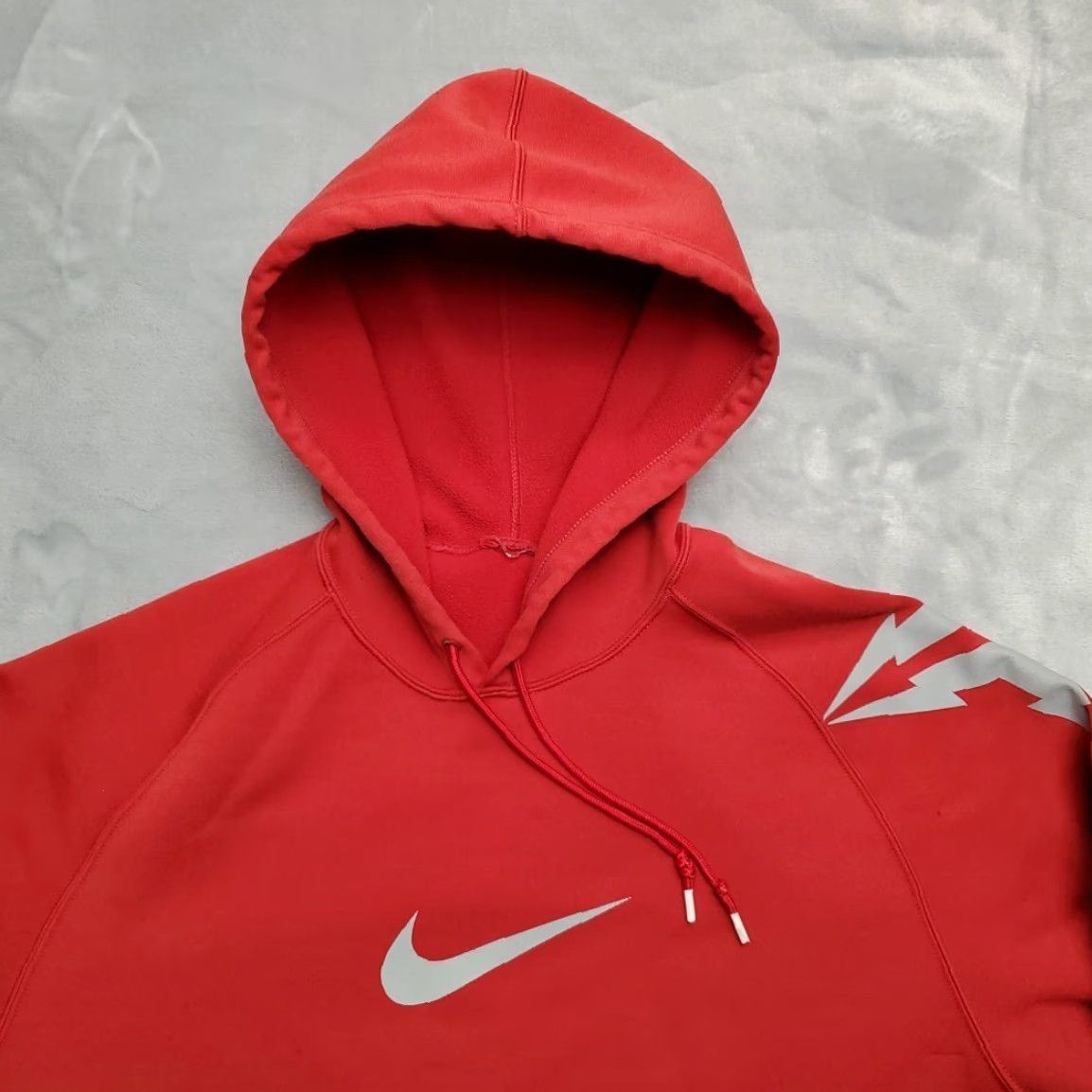 Nike VINTAGE Nike Hoodie Men L Red Kobe Bryant Mamba Center Swoosh Logo Fleece VTG Hooded Logo Pullover Size US L / EU 52-54 / 3 - 5 Thumbnail