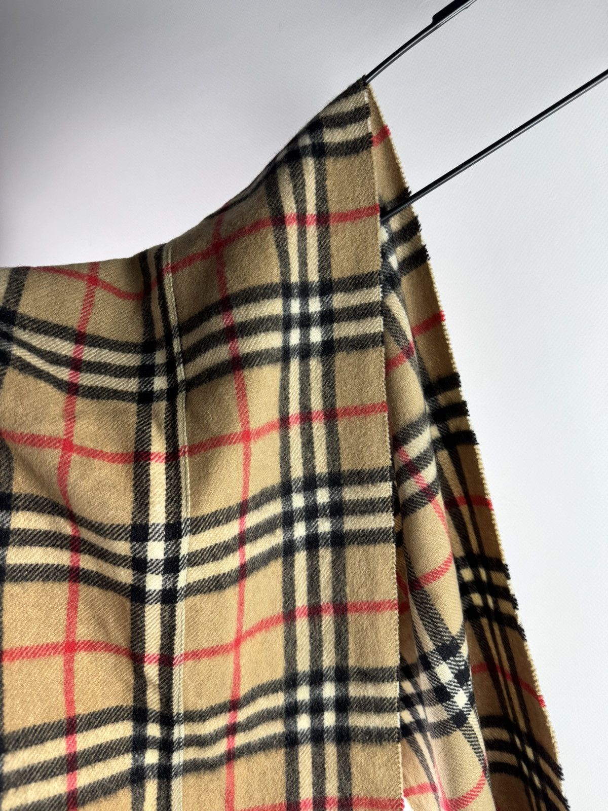 Burberry Vintage Burberrys Scarf 100% cashmere Size ONE SIZE - 3 Thumbnail