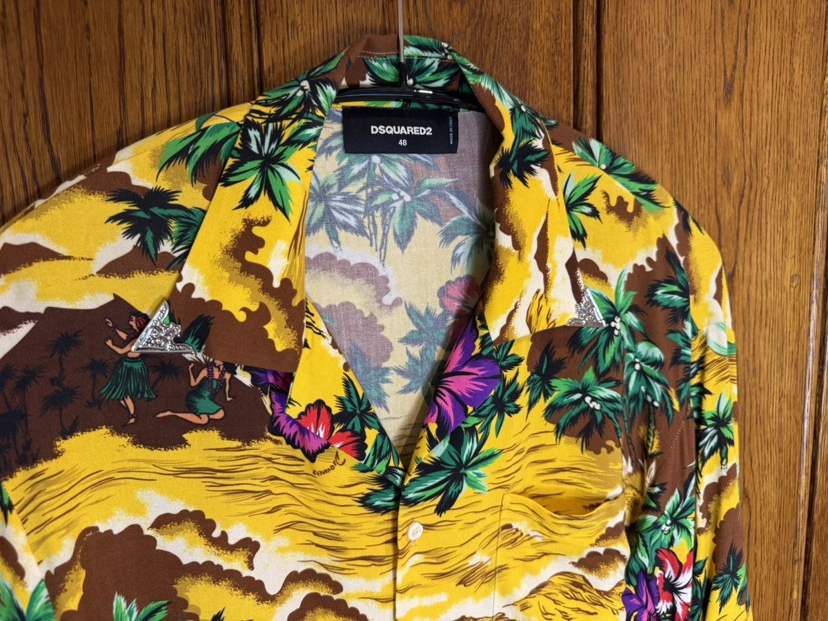 Dsquared2 SS18 Dsquared2 leather strap buckle Hawaiian floral shirt Size US M / EU 48-50 / 2 - 11 Thumbnail