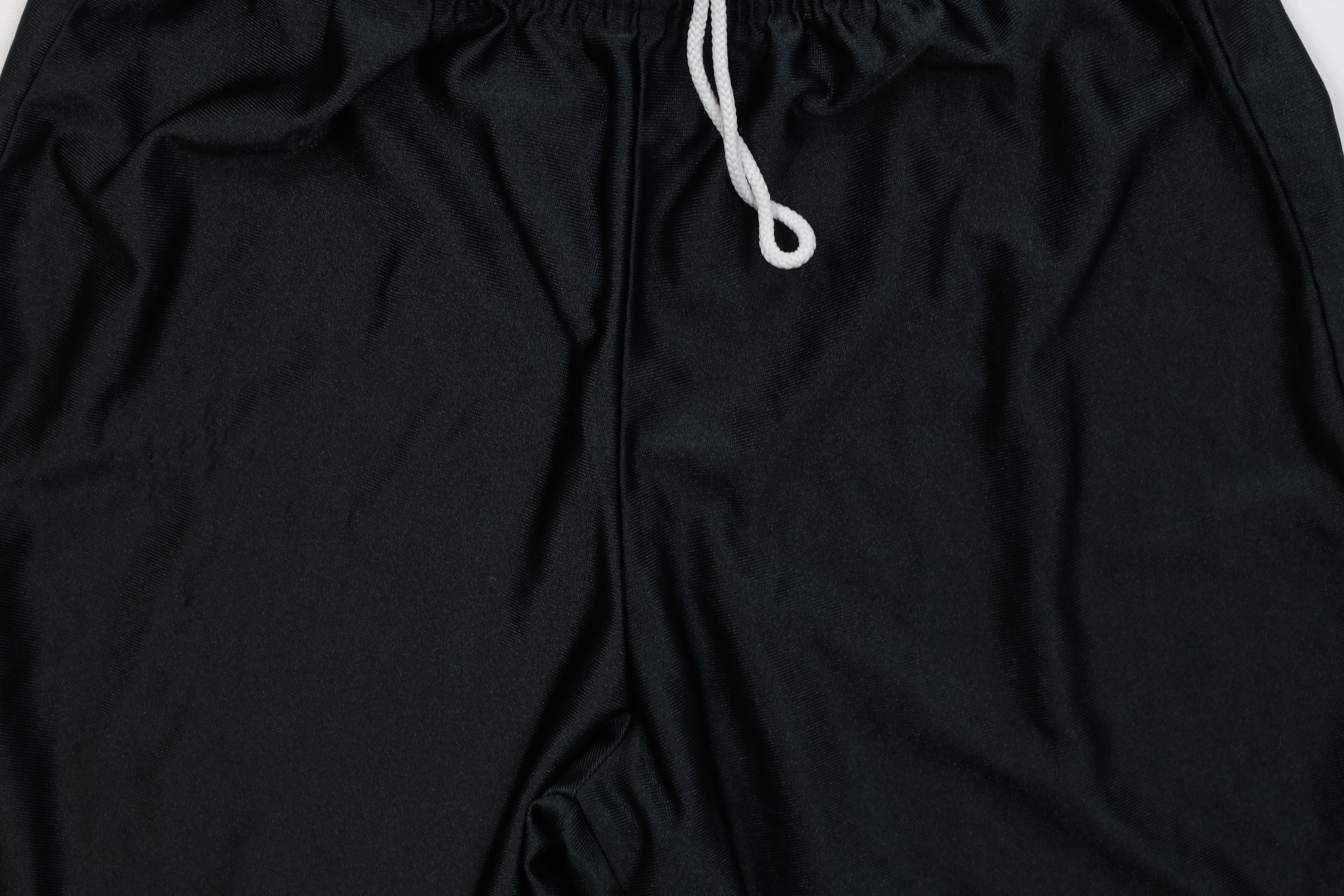 Vintage Vintage 90s Streetwear Silky Nylon Basketball Shorts Black Size US 32 / EU 48 - 3 Thumbnail