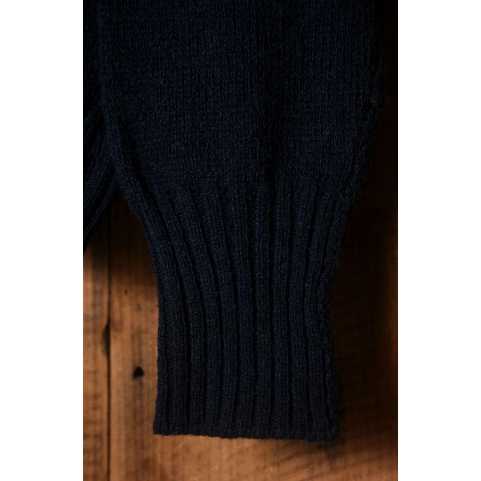 Pendleton VINTAGE Pendleton Navy Blue Wool Sweater Crew Neck M Mens Pullover USA Washable Shetland Wool Tag M 38" Chest 25.25" Length 34" Sleeves Blue Sized Size US M / EU 48-50 / 2 - 3 Thumbnail