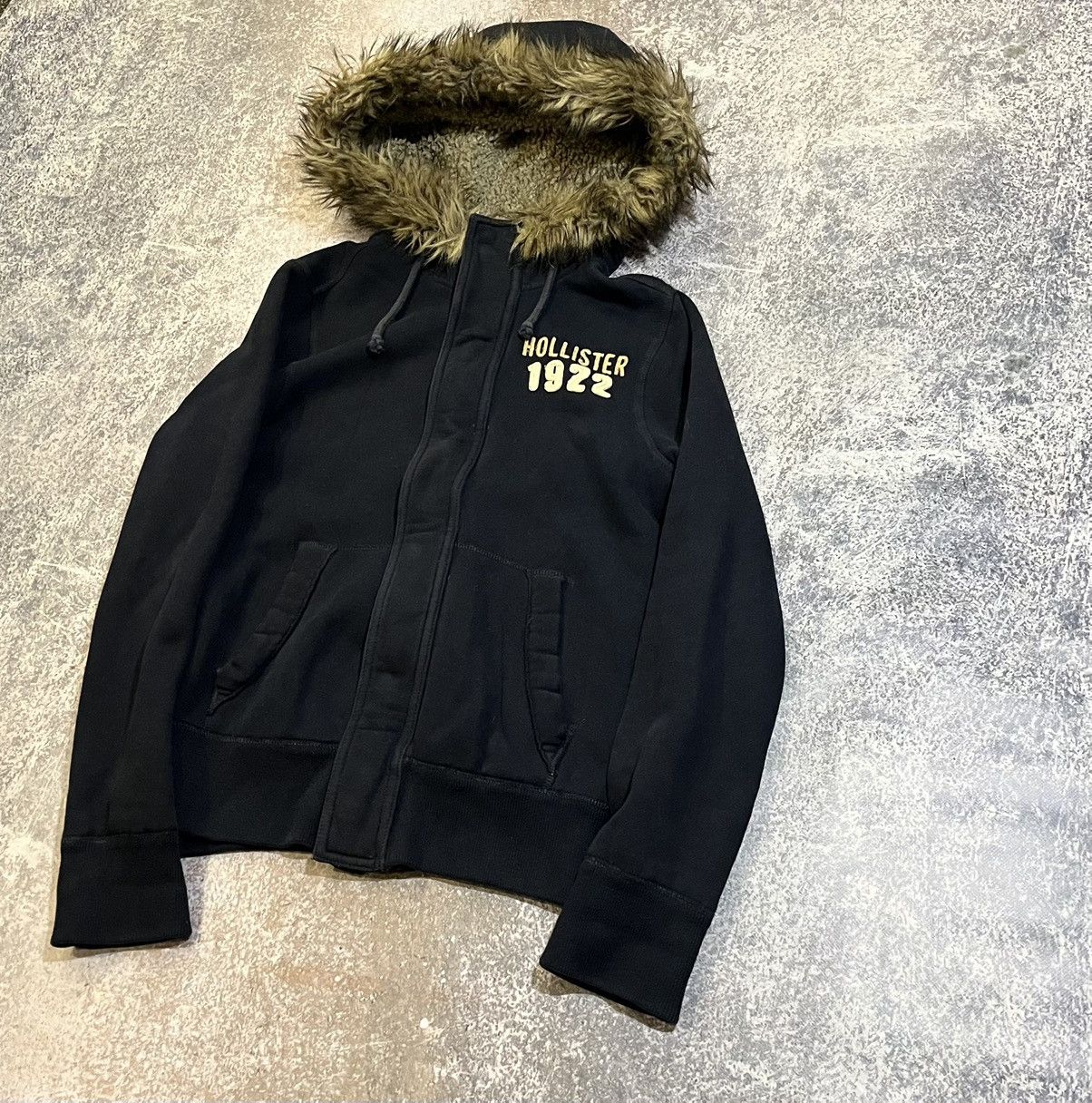 Hollister Hollister fur Insulated Hooded bomber Jacket glamour Y2K Size US M / EU 48-50 / 2 - 3 Thumbnail