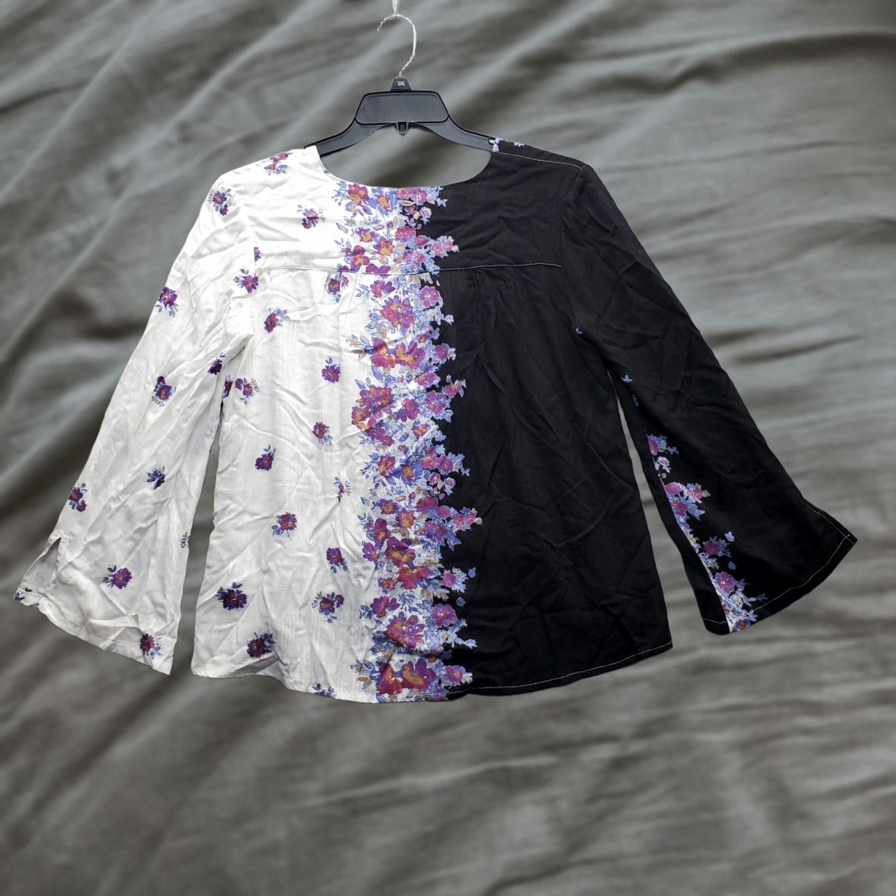 O'Neill O’Neill Charley Blouse Top Womens Small Multicolor Floral Viscose Long Sleeve Lace-Up Blouse S Womens Colorful Floral Lace-Up 90s? Size S / US 4 / IT 40 - 1 Thumbnail