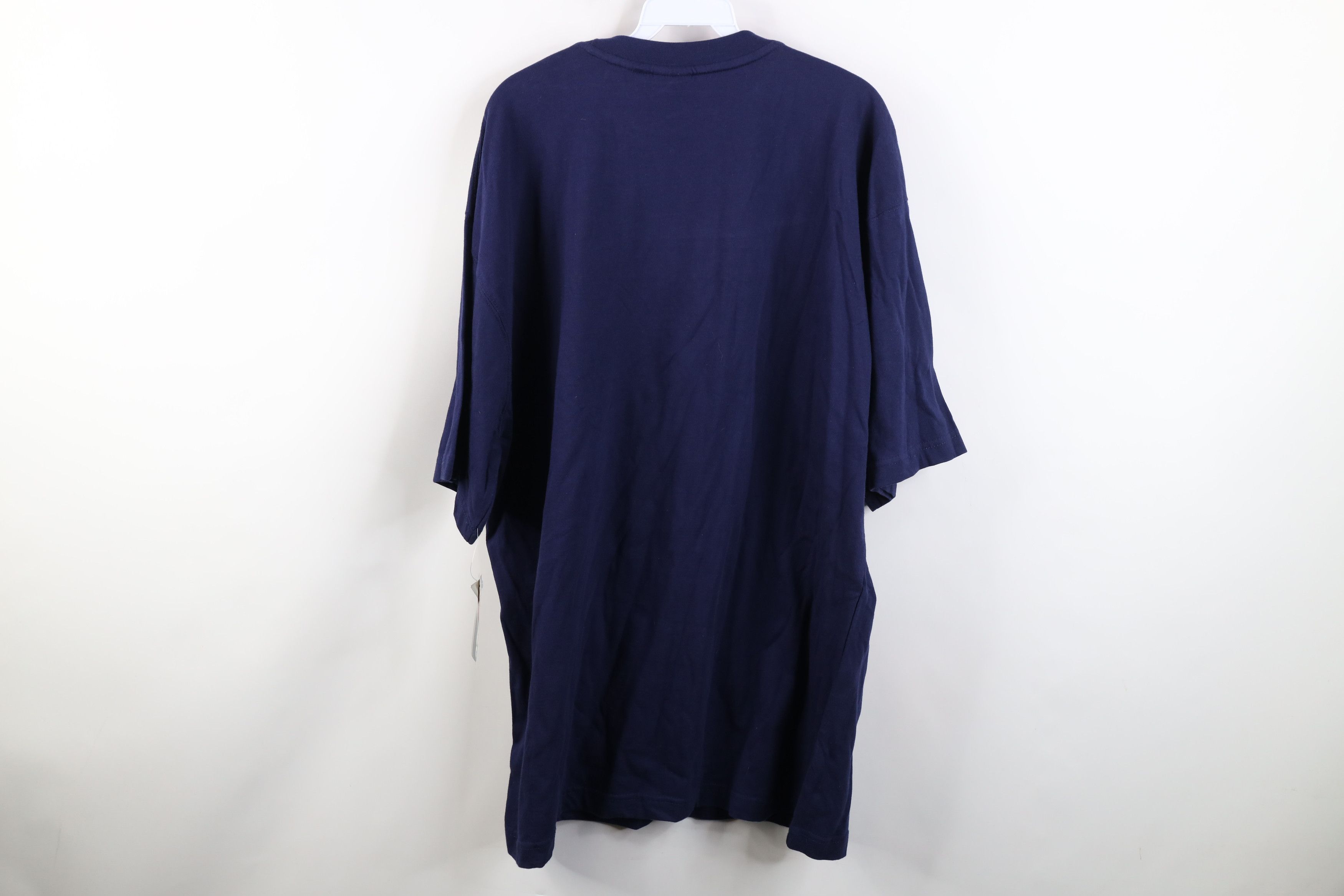 Vintage Deadstock Vintage 90s Y2K University Short Sleeve T-Shirt Size US XL / EU 56 / 4 - 12 Thumbnail