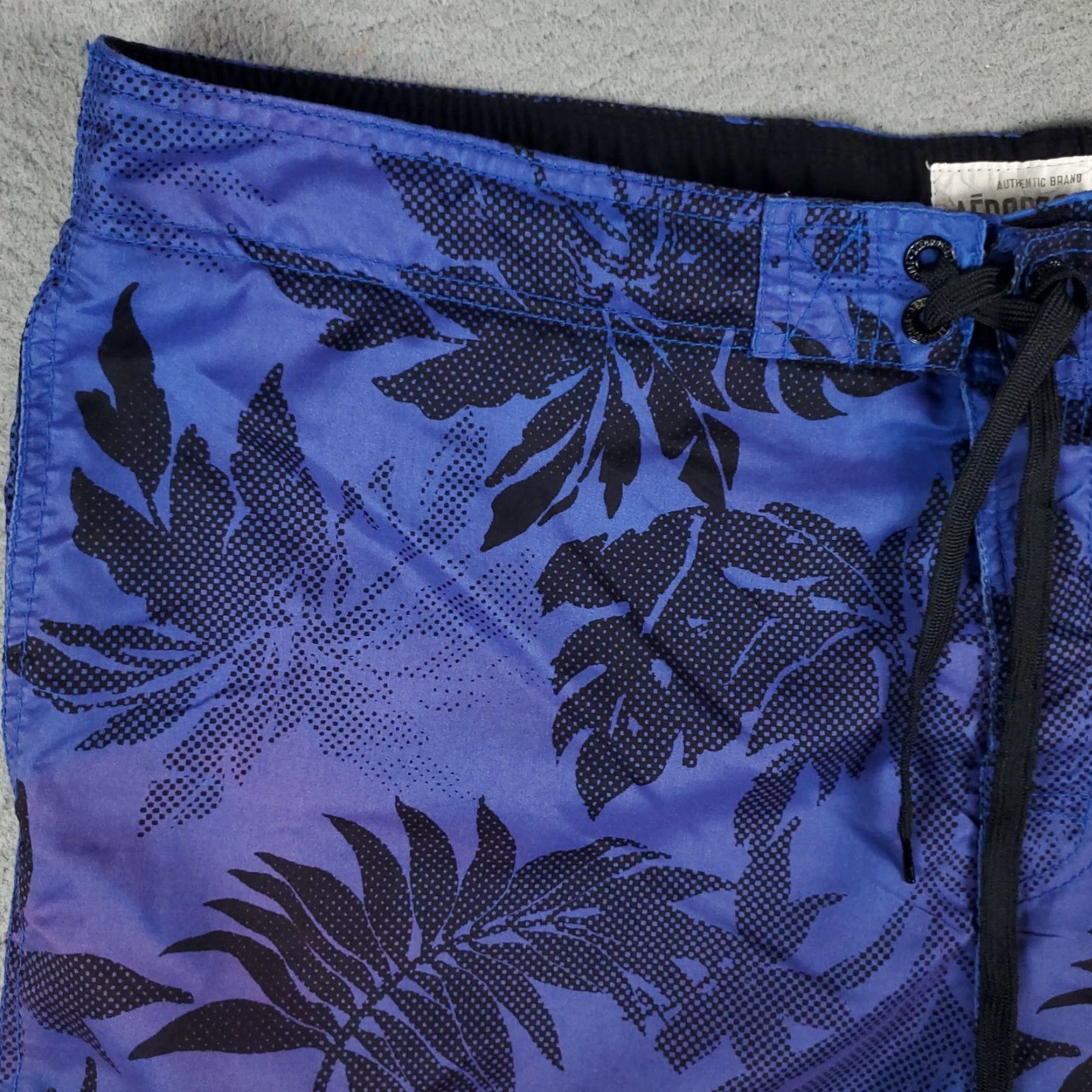 Vintage Aéropostale Swim Trunks Mens 2XL Blue Floral Beach Board Shorts Size US 39 - 2 Thumbnail