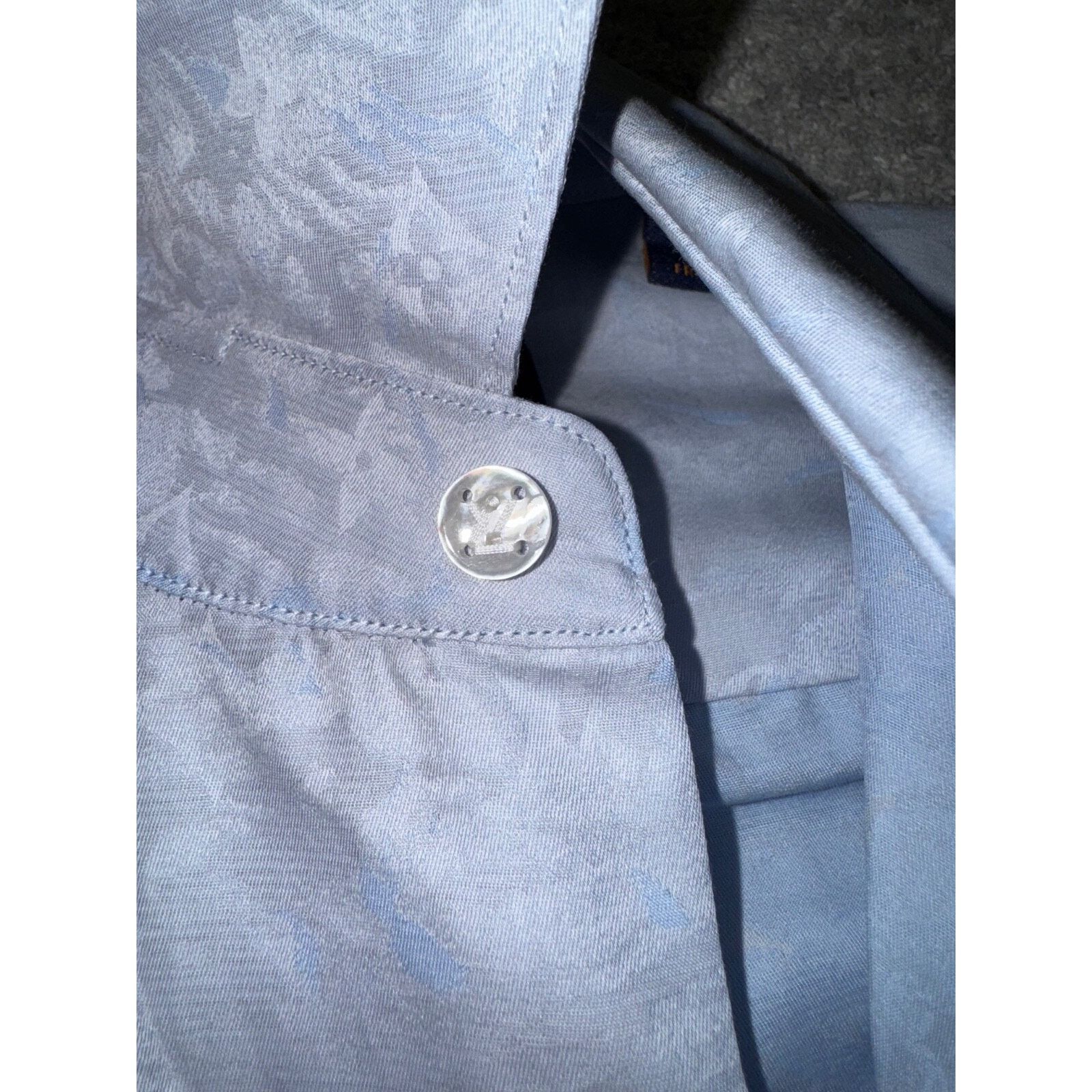 Louis Vuitton Louis Vuitton Regular Shirt DNA Collar Monogram Long Sleeve Size US S / EU 44-46 / 1 - 12 Thumbnail