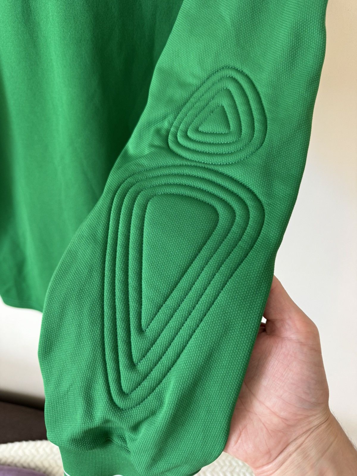 Nike Vintage Zurich FC 2009-2010 Home Goalkeeper Soccer Jersey Size US XL / EU 56 / 4 - 10 Thumbnail