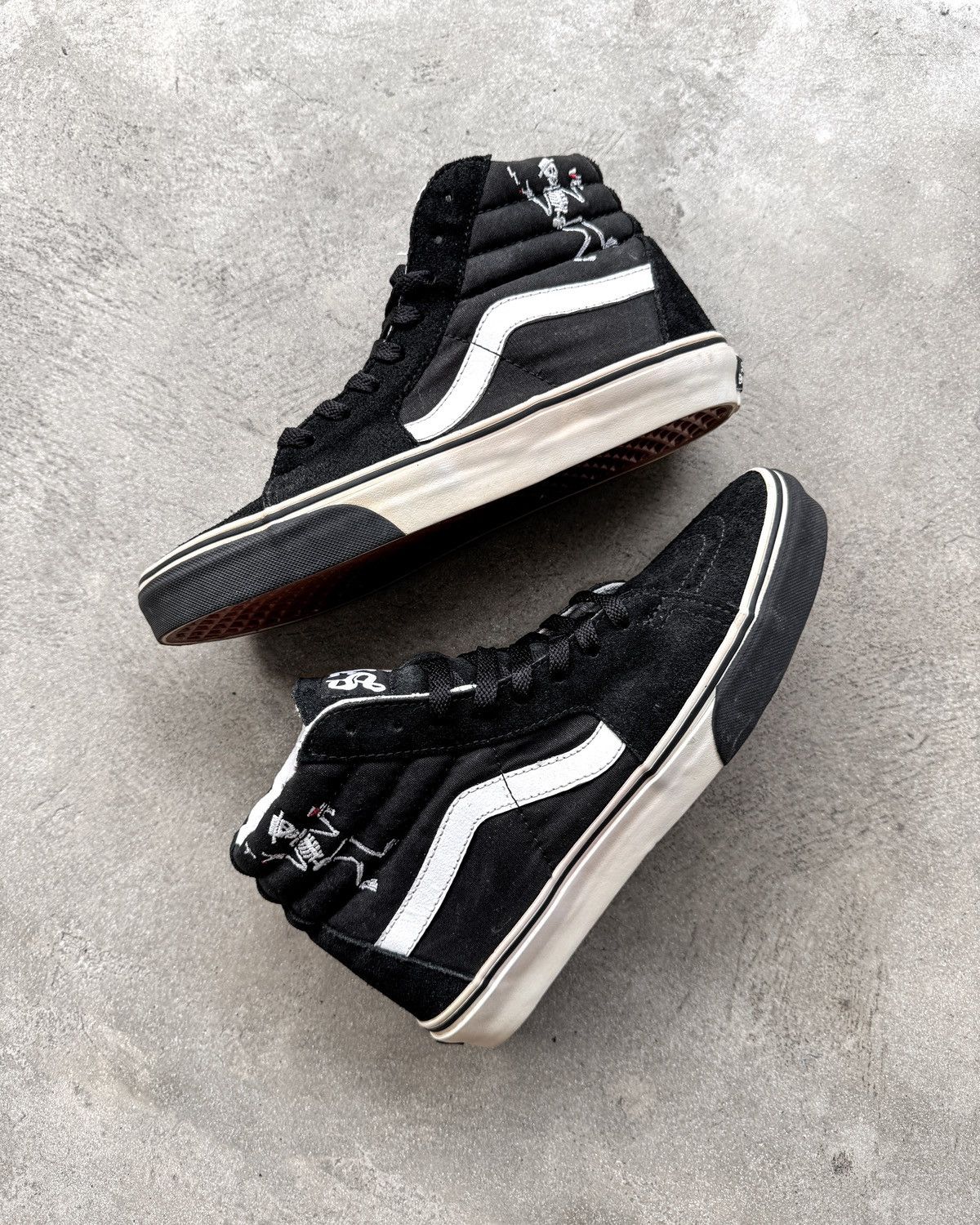 Supreme × Vans Supreme Vans Skull Pile Glow in Dark Sk8-Hi Pro 