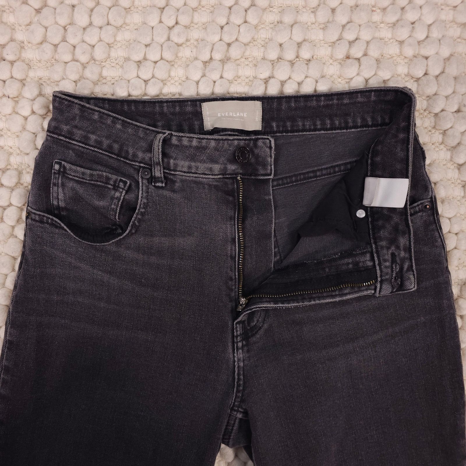 Everlane Everlane The Curvy Cheeky Crop Jean Black Sz 29 Size 29" - 3 Thumbnail