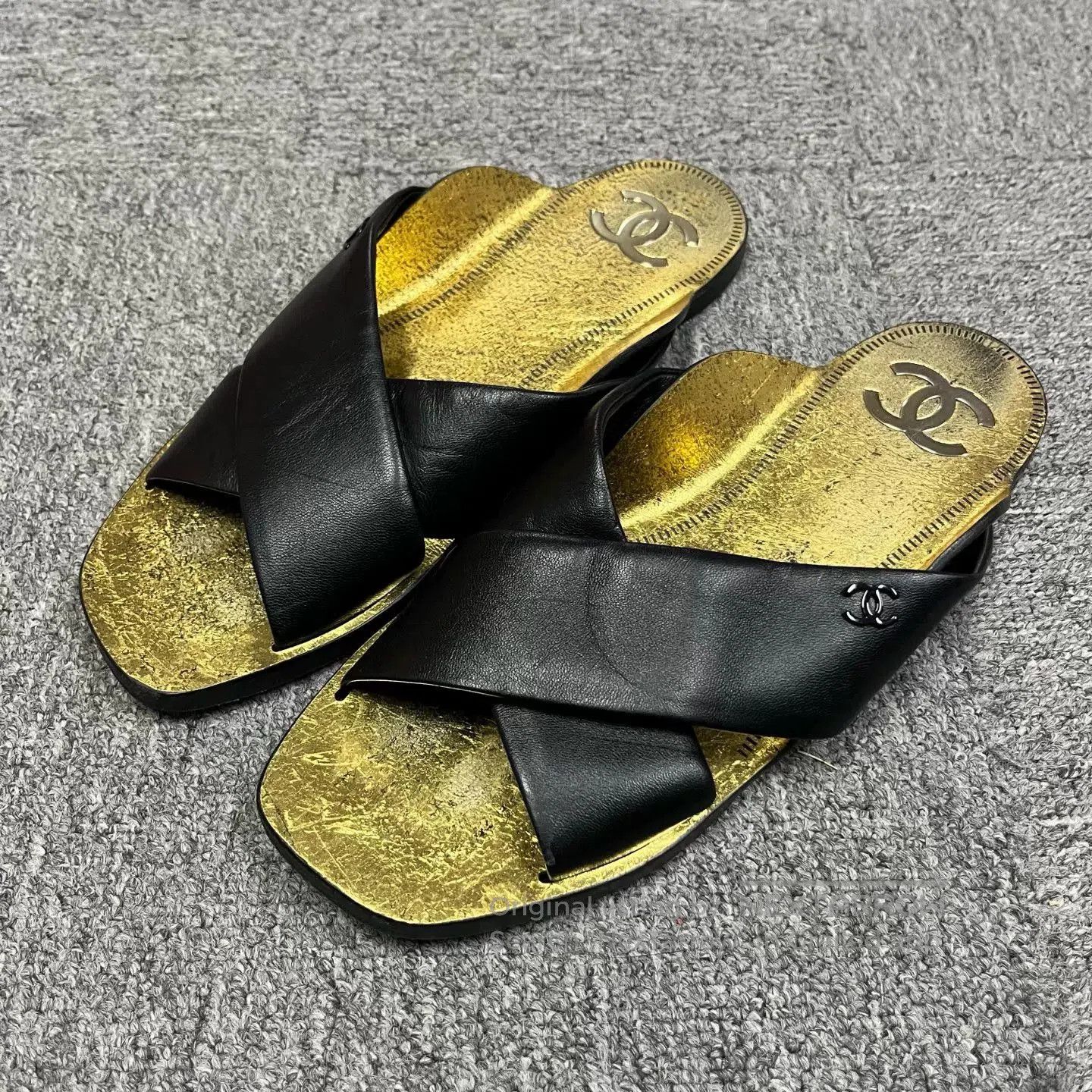 Chanel Chanel Colorblock Distressed Strap Slippers. Size US 8 / IT 38 - 1 Thumbnail