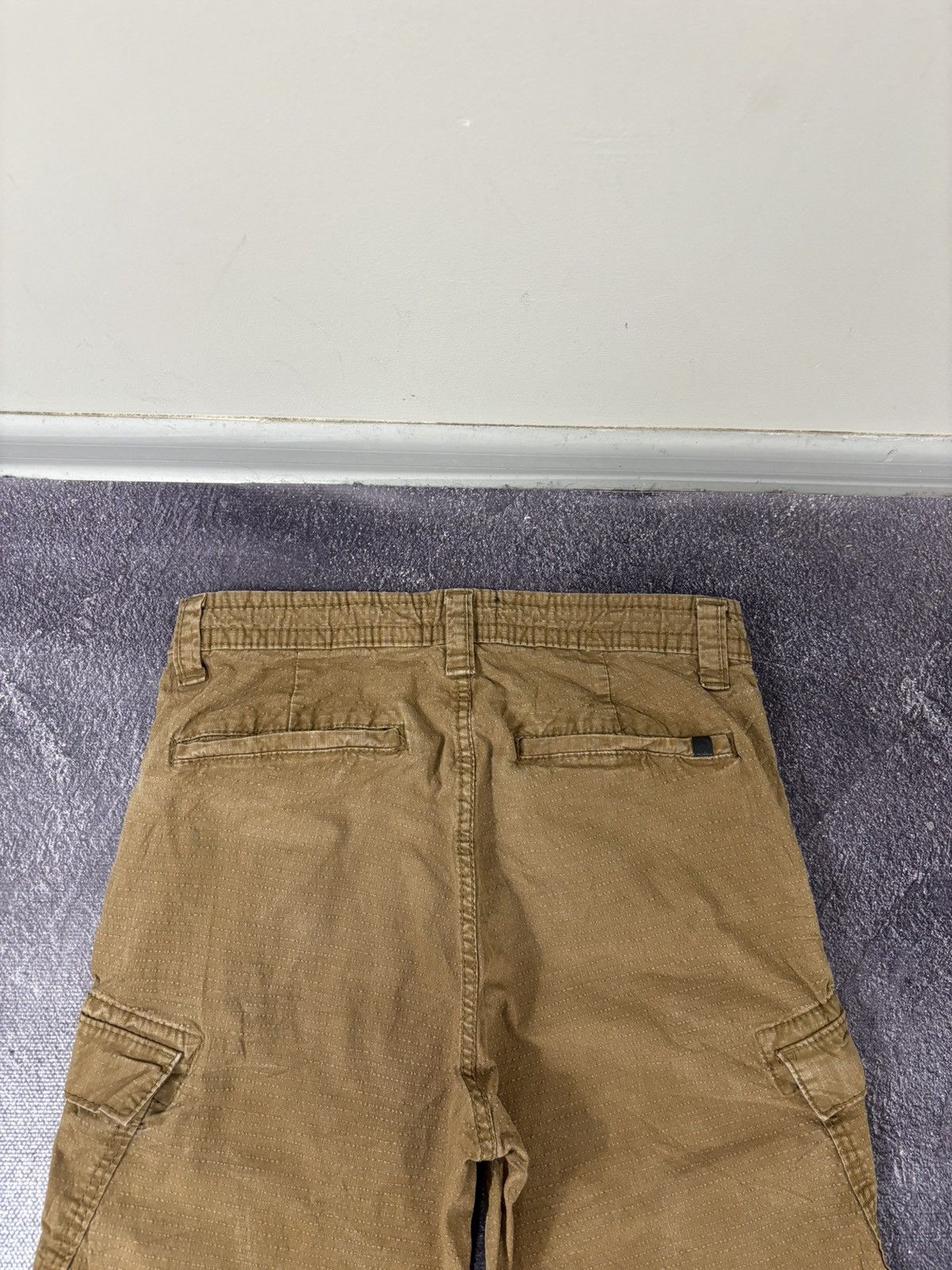 Denizen Levi’s Denizen Men’s Utility Hype Cargo Shorts Size US 30 / EU 46 - 16 Thumbnail