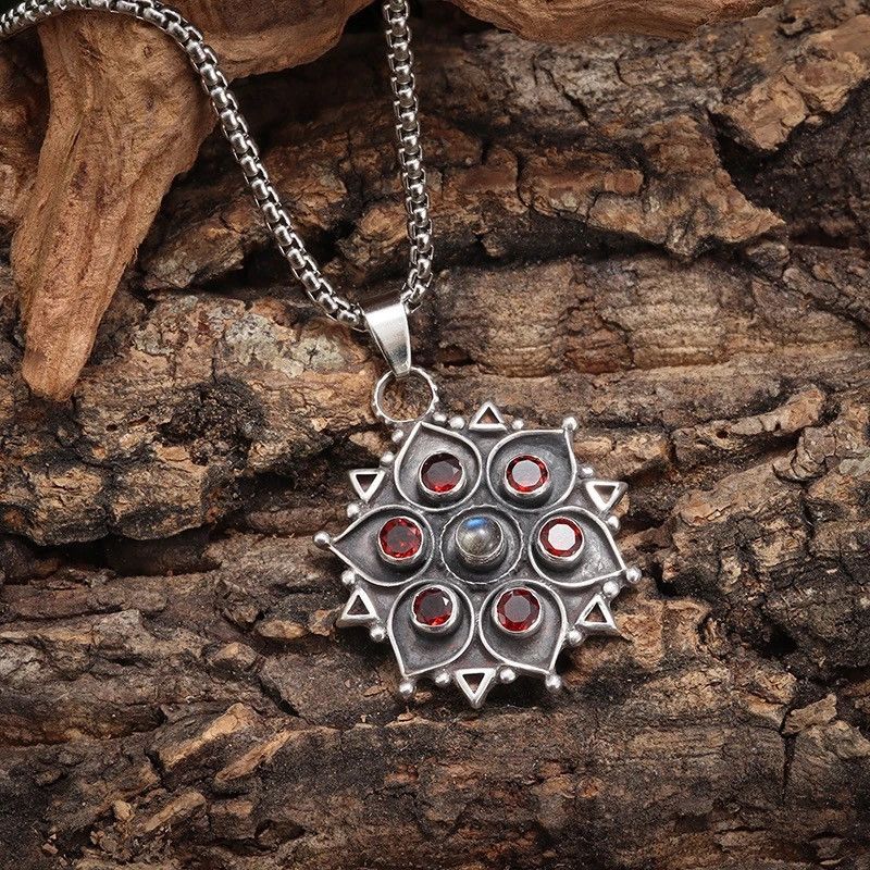 Vintage Lotus Petal Shaped Gemstone Pendant Necklace Size ONE SIZE - 5 Thumbnail