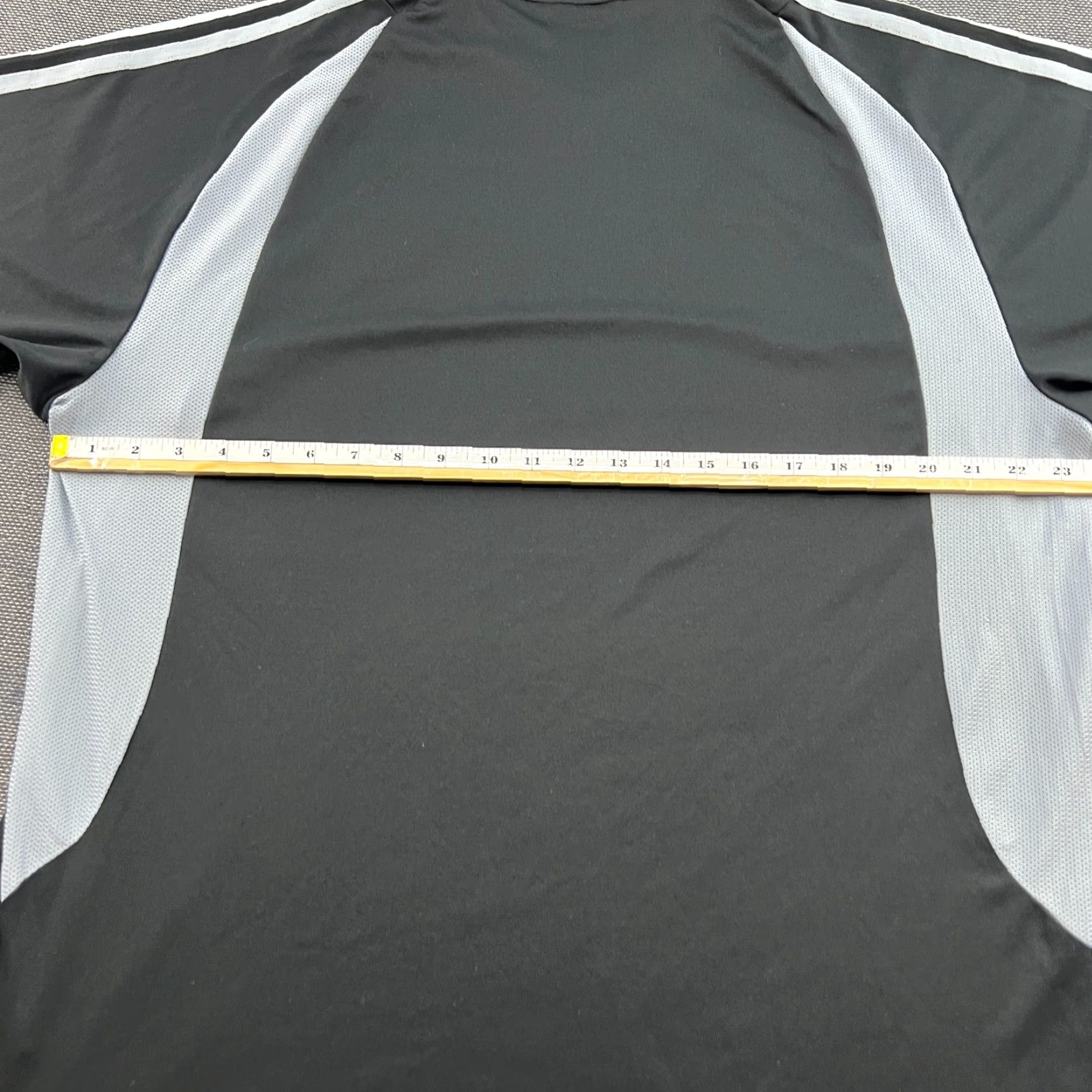 Adidas adidas New Castle 2003 2004 Away Mens Football Jersey XL Shirt Black Short Sleeve Moisture Wicking Quick Dry Sports Jersey Mens Size US XL / EU 56 / 4 - 6 Thumbnail