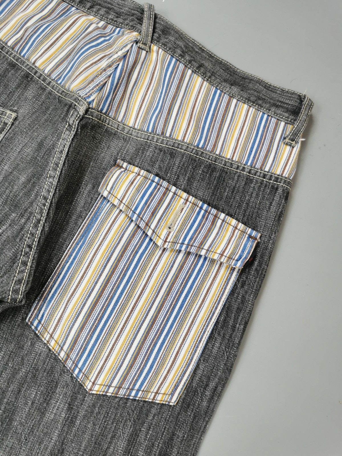 Japanese Brand × Vintage Wild Khakis Stripe Pocket Jeans (LG75) Size US 31 - 6 Thumbnail