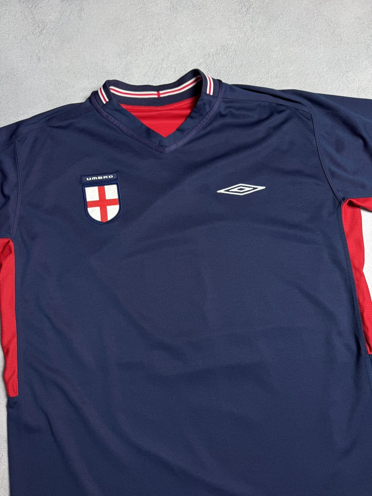 Umbro England 2002 2004 Away Shirt Soccer Jersey Reversible Umbro Size US XL / EU 56 / 4 - 18 Thumbnail