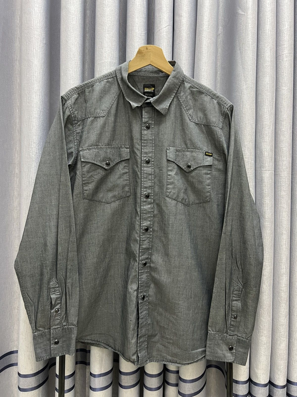 Volcom VOLCOM WORKWEAR BUTTON ON SHIRT WESTERN Size US L / EU 52-54 / 3 - 1 Thumbnail