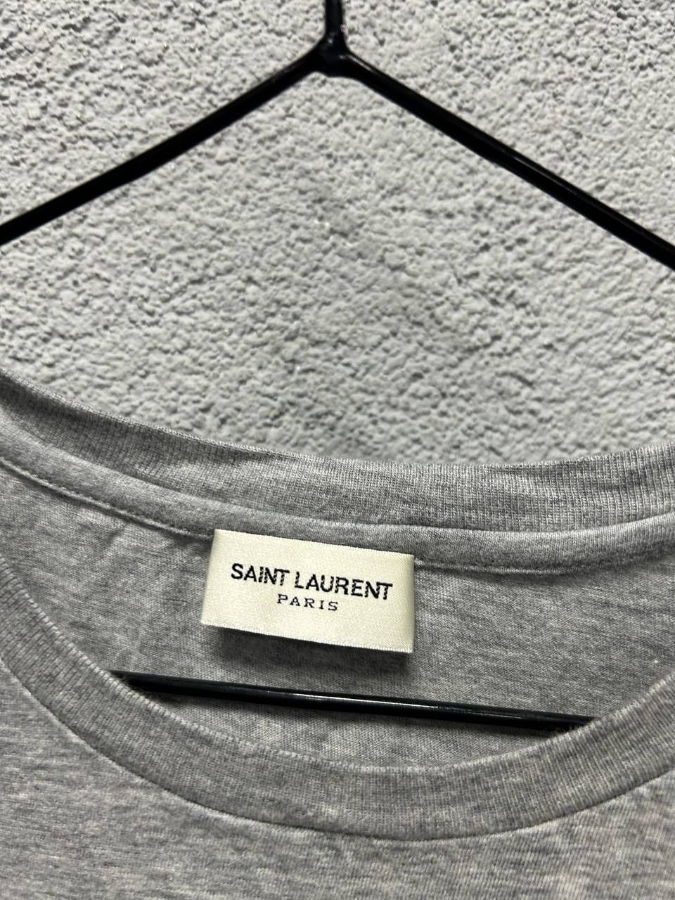 Saint Laurent Paris Saint Laurent Paris grey reverse logo print t-shirt L Size L / US 10 / IT 46 - 4 Thumbnail