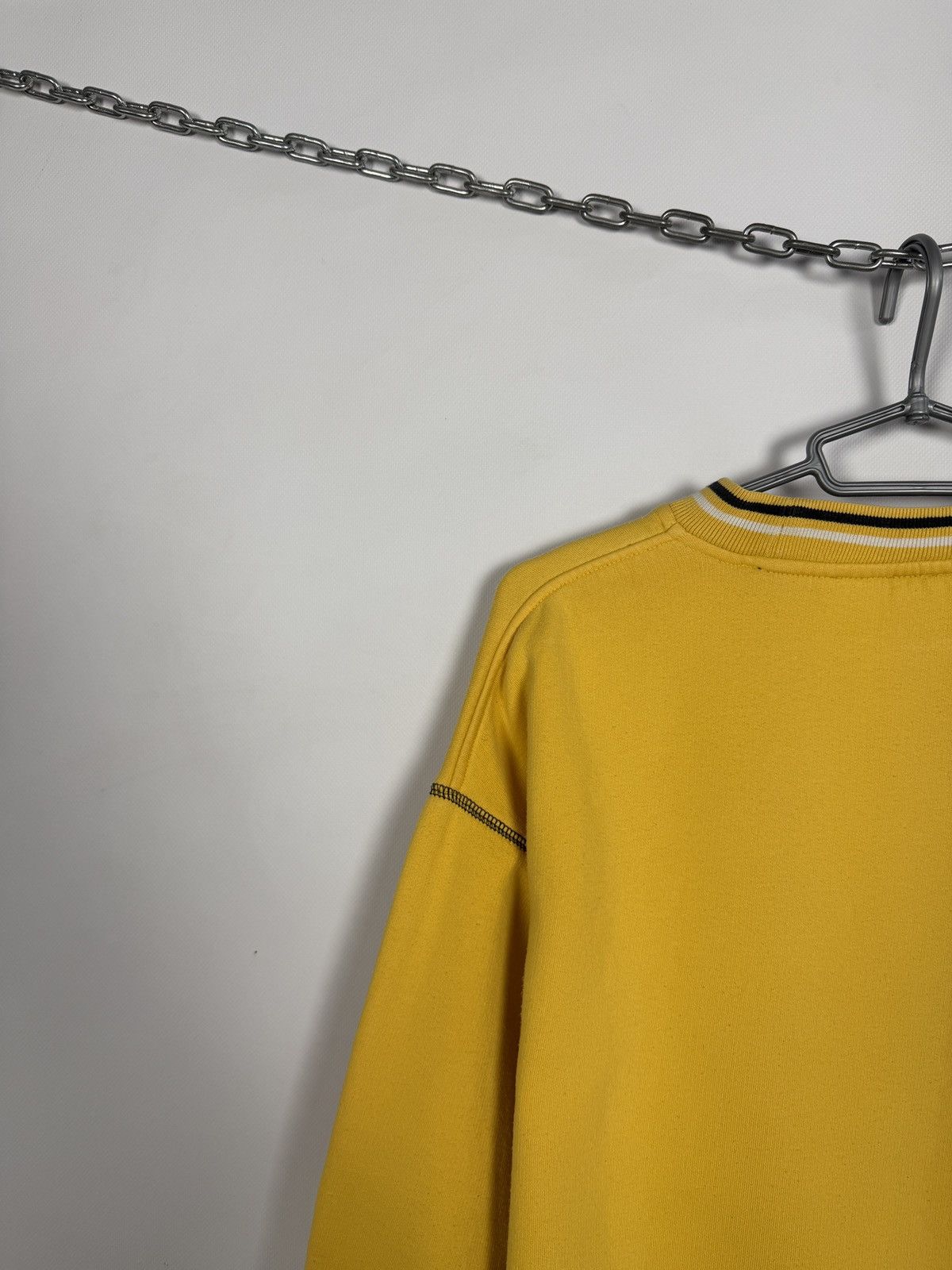 Fila Fila Vintage Sweatshirt Embroidered Logo Korea Made Size L Size US L / EU 52-54 / 3 - 12 Thumbnail