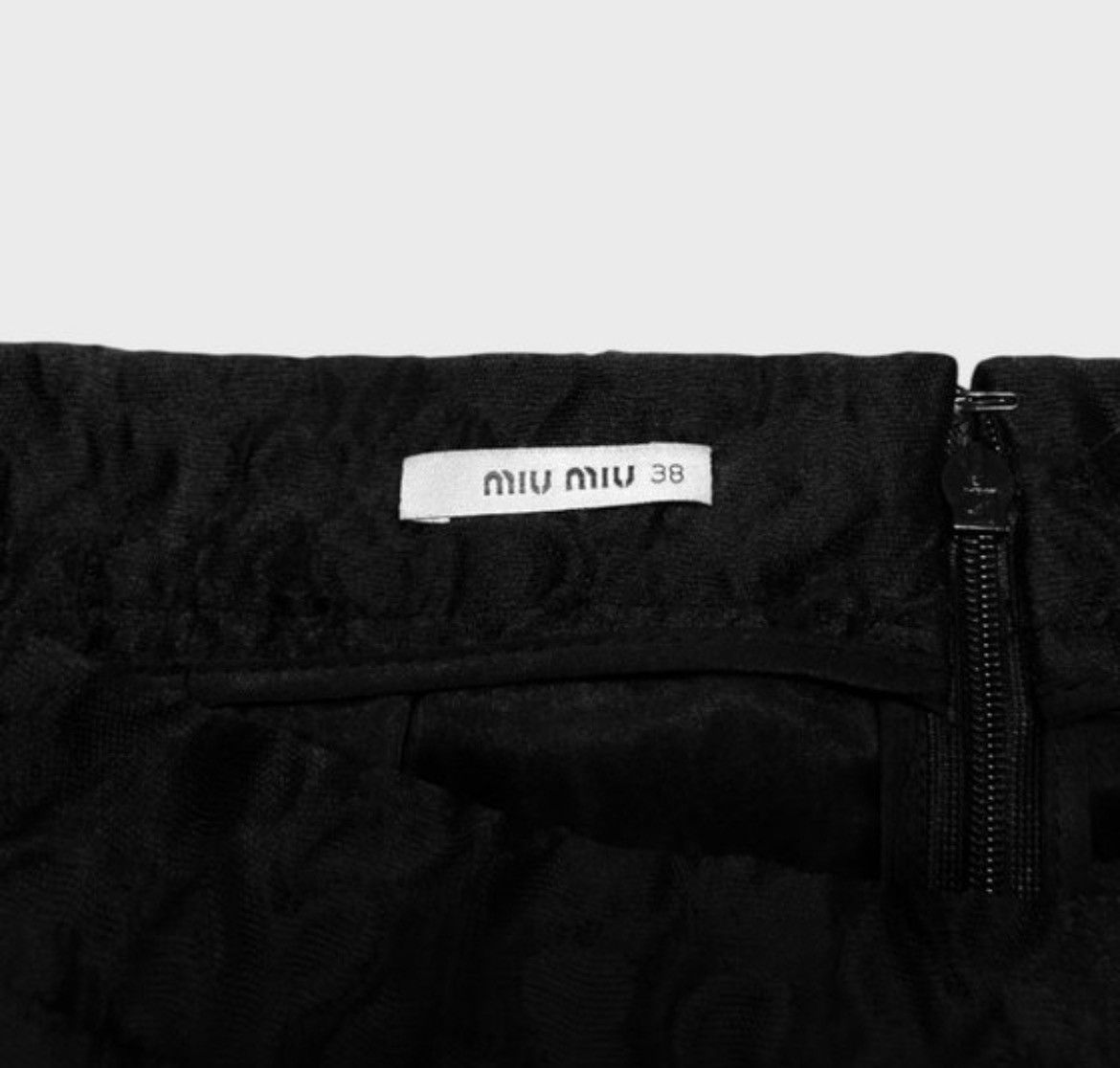 Miu Miu Silk Pencil Skirt - Black Floral - XS Size 26" / US 2 / IT 38 - 5 Thumbnail