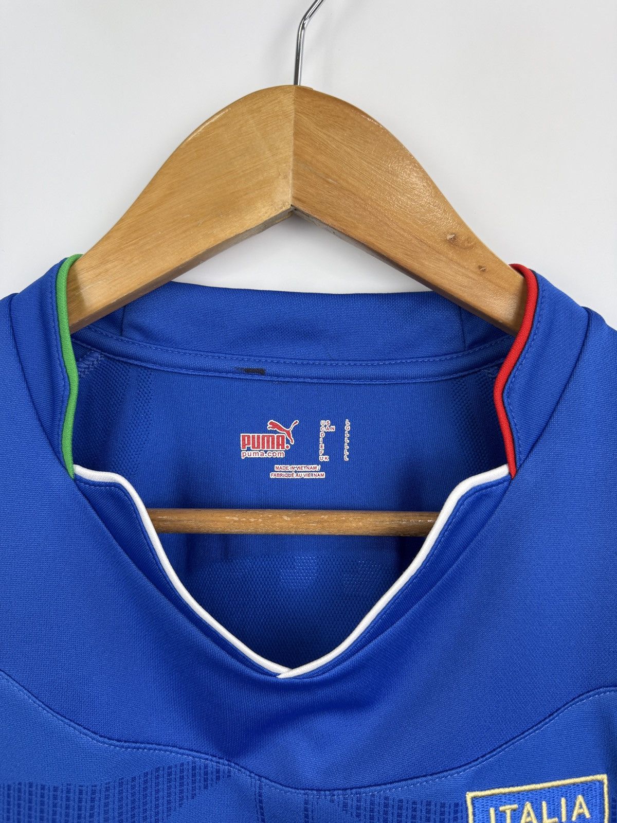 Puma 🇮🇹 Vintage 2010 Gennaro Gattuso #8 Puma Italy Soccer Jersey Size US L / EU 52-54 / 3 - 11 Thumbnail