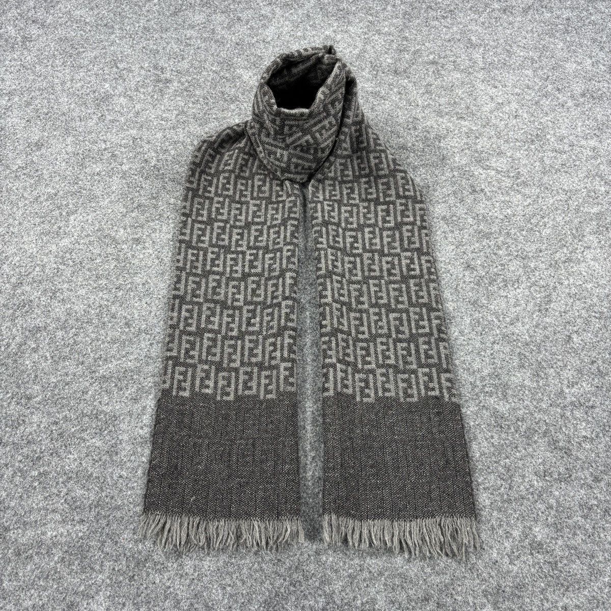 Fendi Scarf # D737 # Muffler # Neckwear
