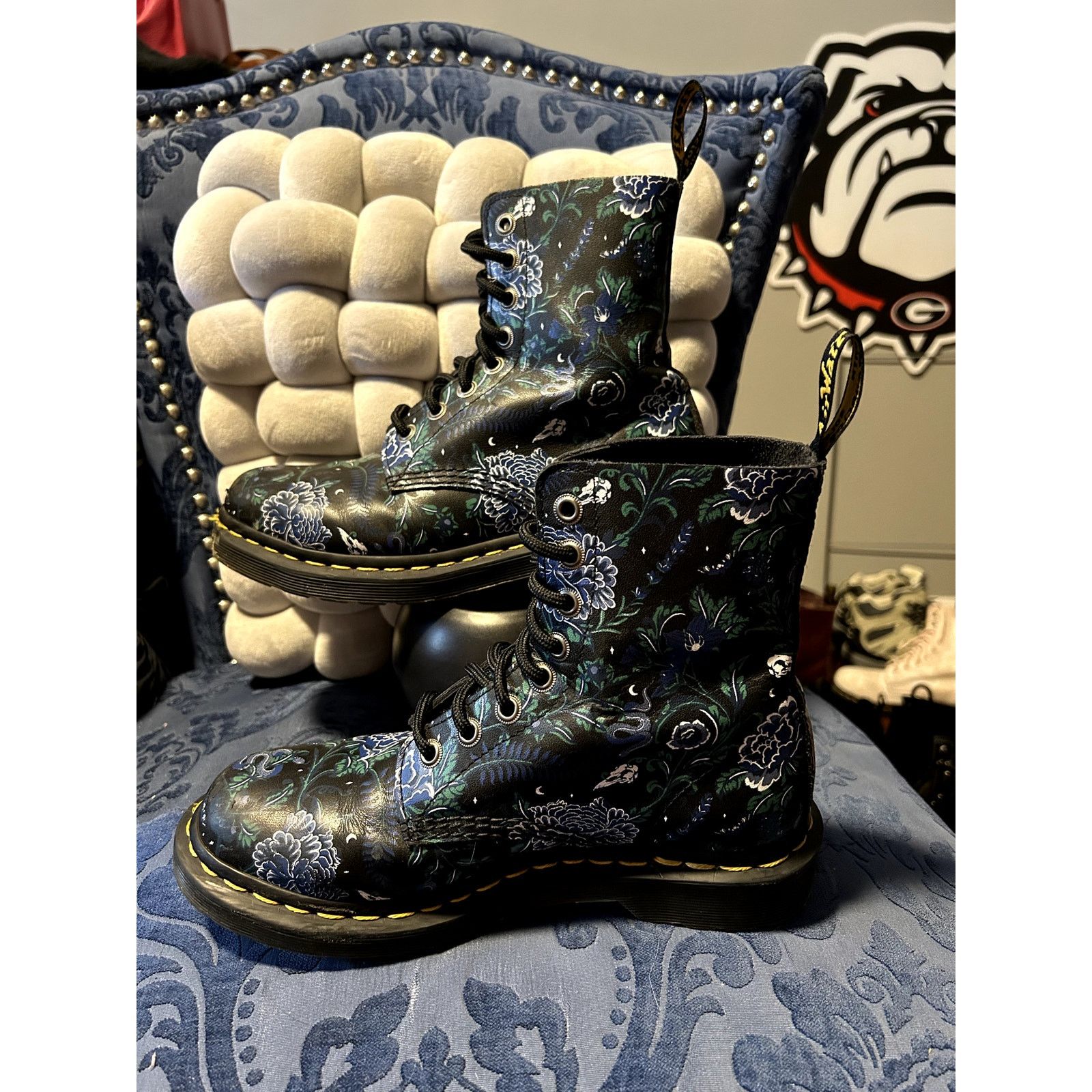 Dr. Martens Dr Martens Mustie Pascal Blue Floral Size 7/EU 38 Size US 7 / IT 37 - 2 Thumbnail