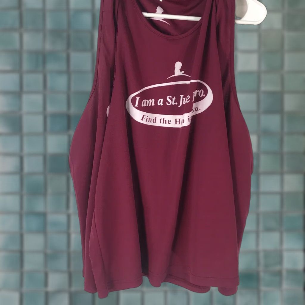 Vintage Womens Tank Maroon XL I Am A St Jude Hero Find The Hero In You Graphic Shirt? Size XL / US 12-14 / IT 48-50 - 1 Thumbnail