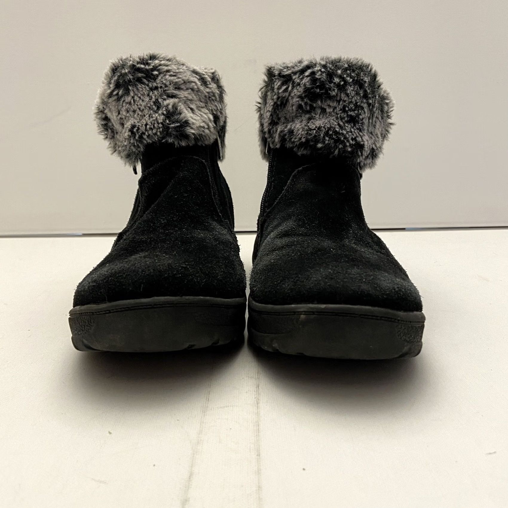 Vintage Khombu Jessica 1323908 Snow Boots Women’s Size 8 Black Suede Faux Fur Winter Breast Gray Faux Fur Lining Suede Upper Size US 8 / IT 38 - 3 Thumbnail