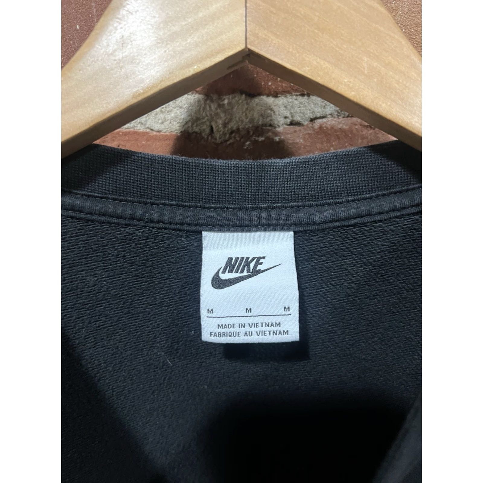 Nike Nike Sportswear Womens Black Pullover Spellout Sweatshirt Size Medium Size M / US 6-8 / IT 42-44 - 3 Thumbnail