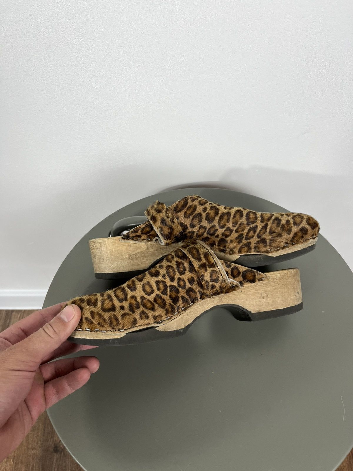 Vintage Handmade Leopard Clogs Shoes Women’s 40 – Made in Austria Size US 9.5 / IT 39.5 - 14 Thumbnail