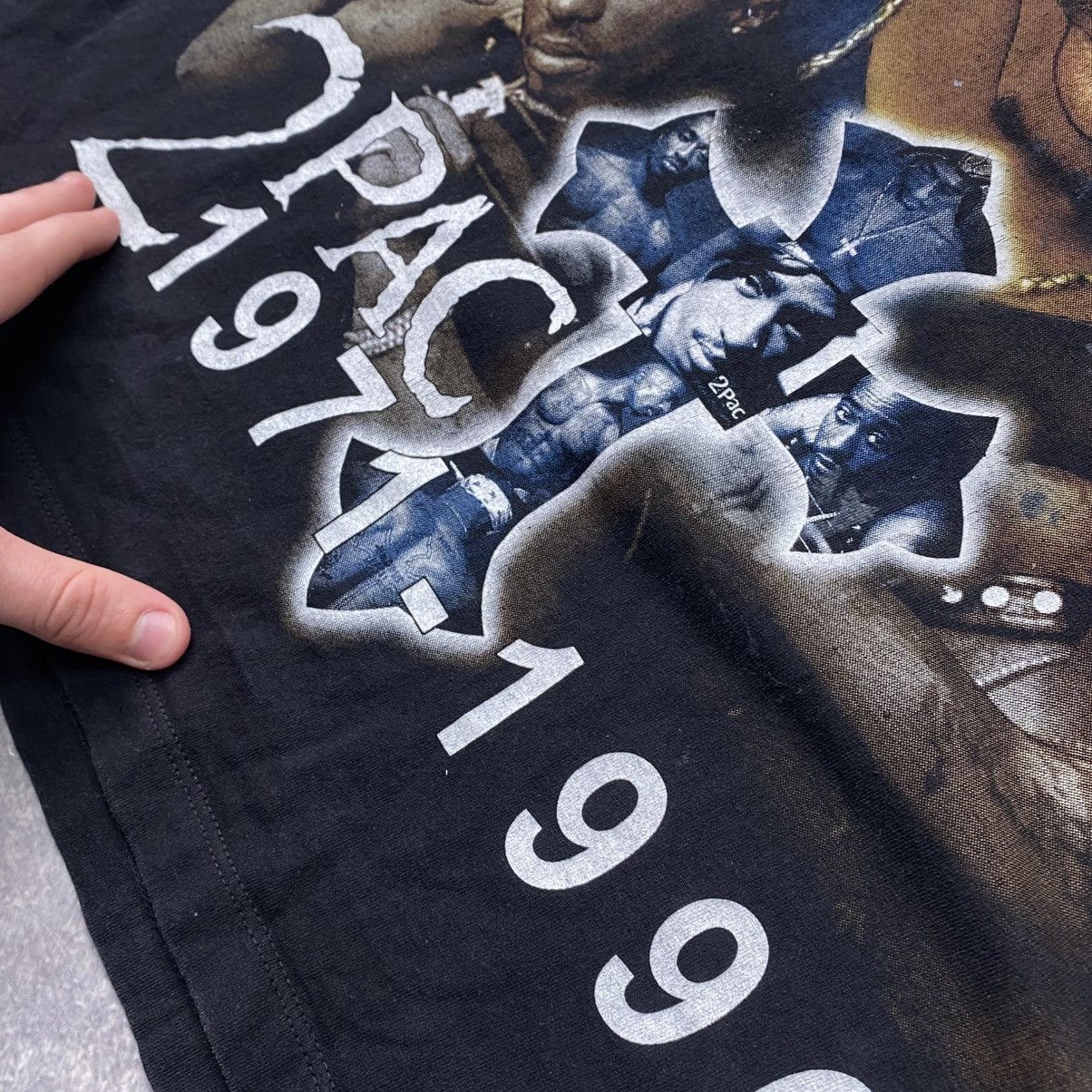 Band Tees × Vintage Vintage Tupac 2Pac Big logo Rare 90’s band tee Size US M / EU 48-50 / 2 - 4 Thumbnail