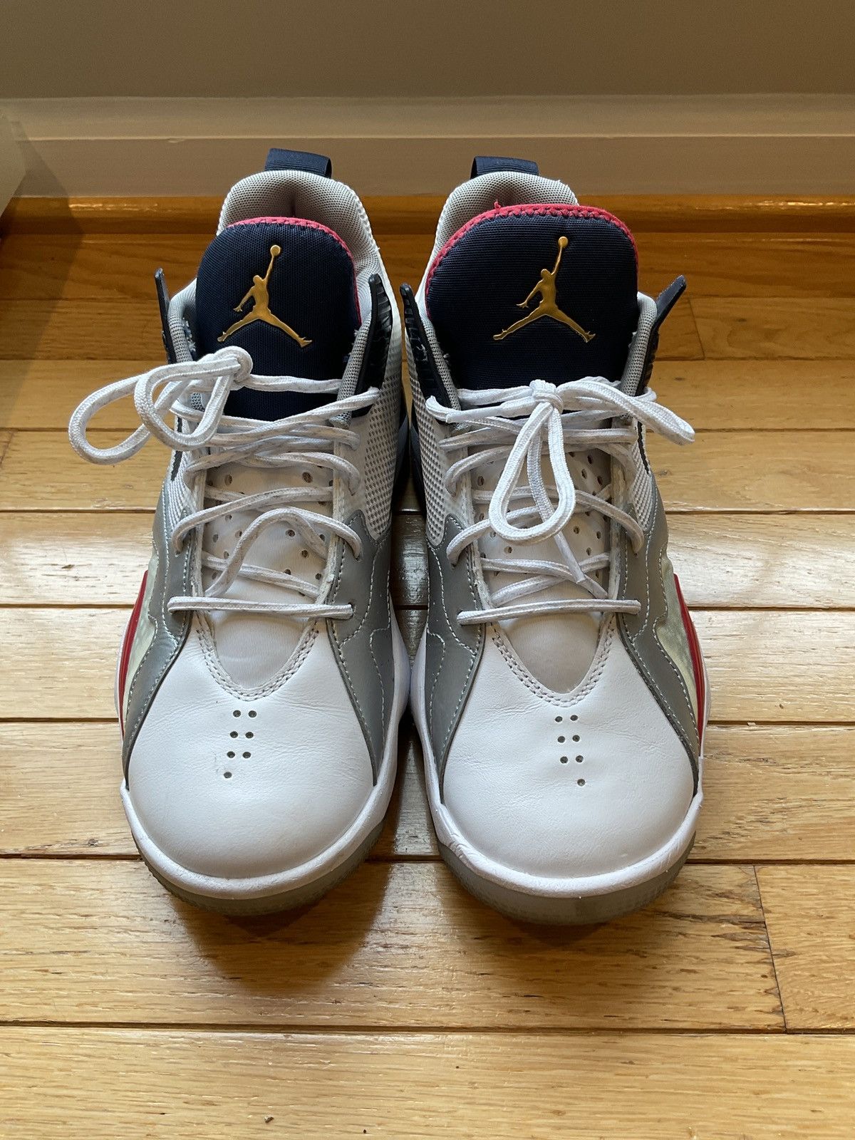 Jordan Brand × Nike Jordan Zoom ‘92 Size US 9 / EU 42 - 2 Thumbnail