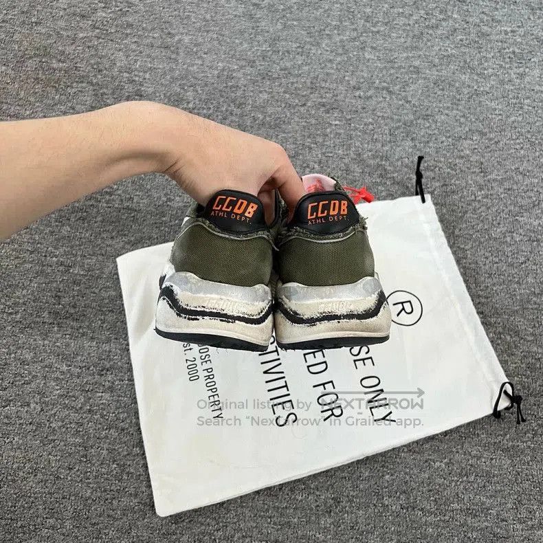 Golden Goose vintage star sneakers with running sole. Size US 10 / EU 43 - 5 Thumbnail