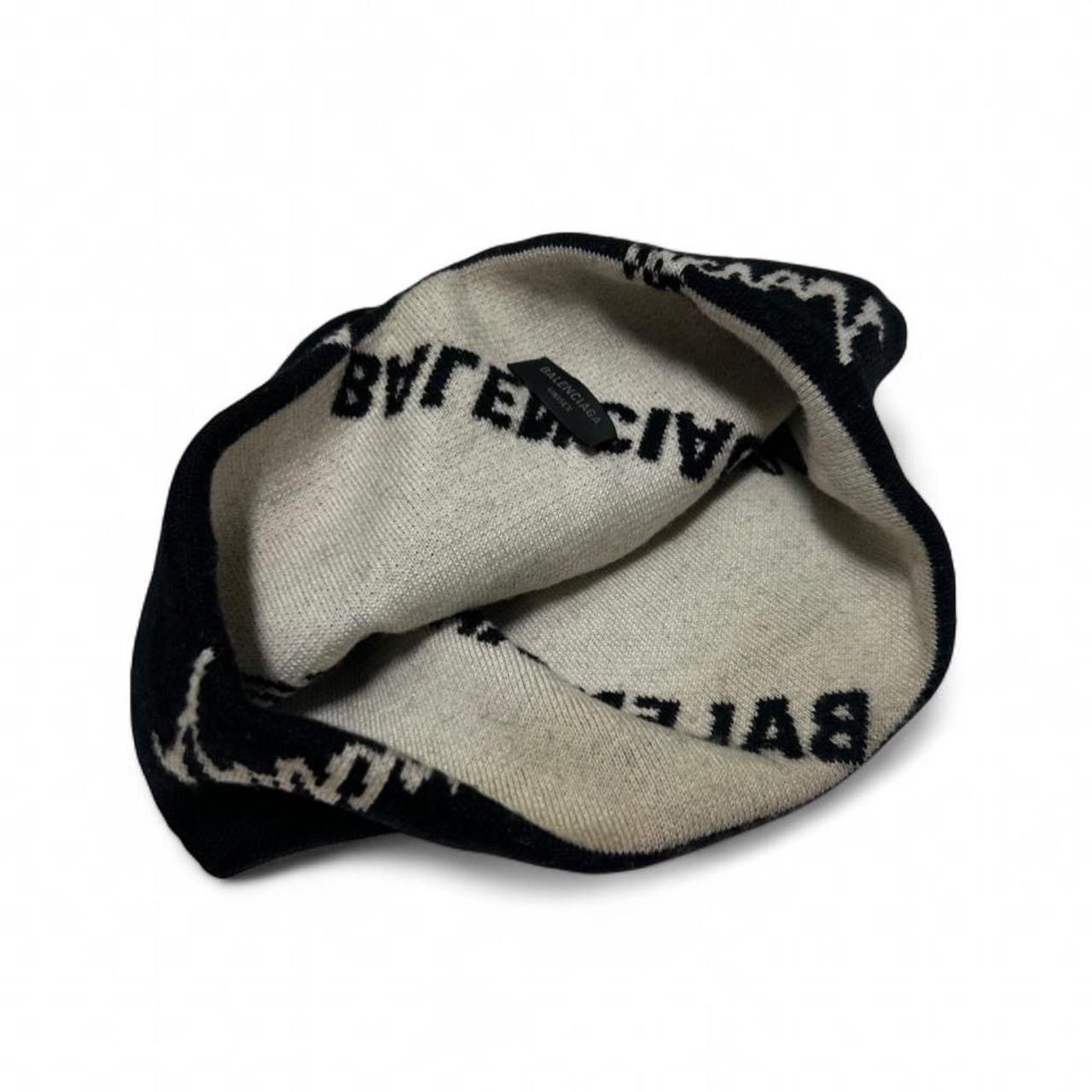 Balenciaga Balenciaga LogoMania All Over Knitted Beanie Size ONE SIZE - 3 Thumbnail