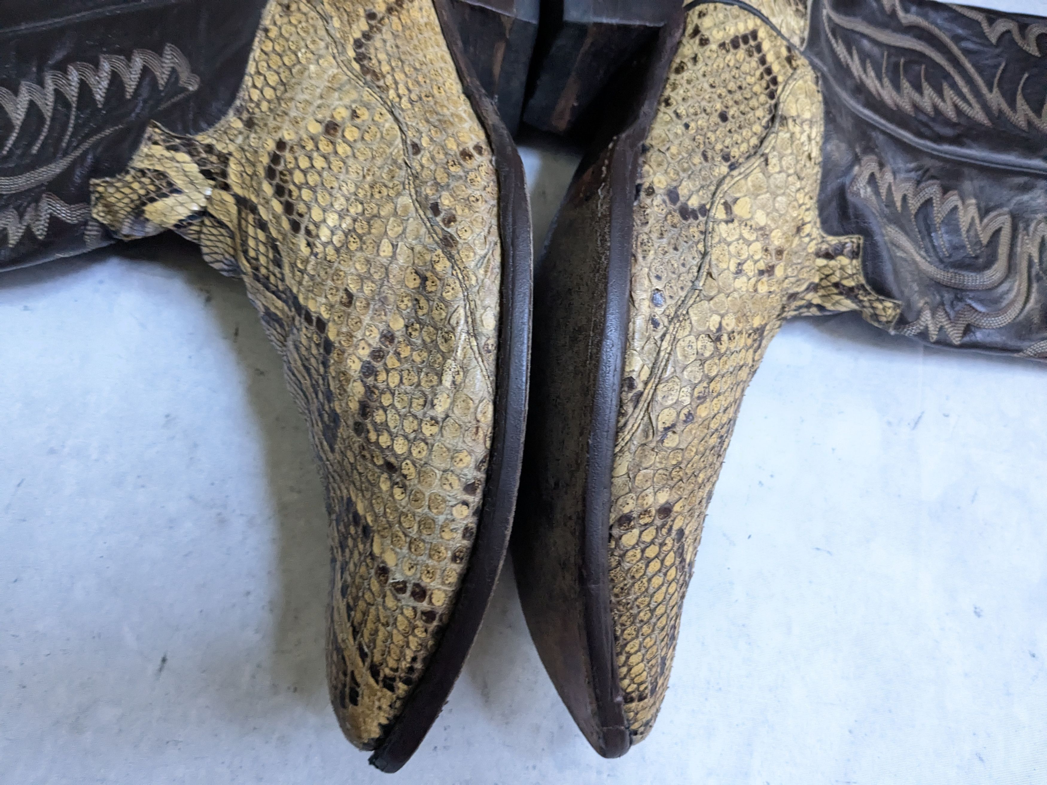 Justin Boots Justin Cowboy Boots Python Snakeskin 13 E Wide USA Size US 13 / EU 46 - 3 Thumbnail