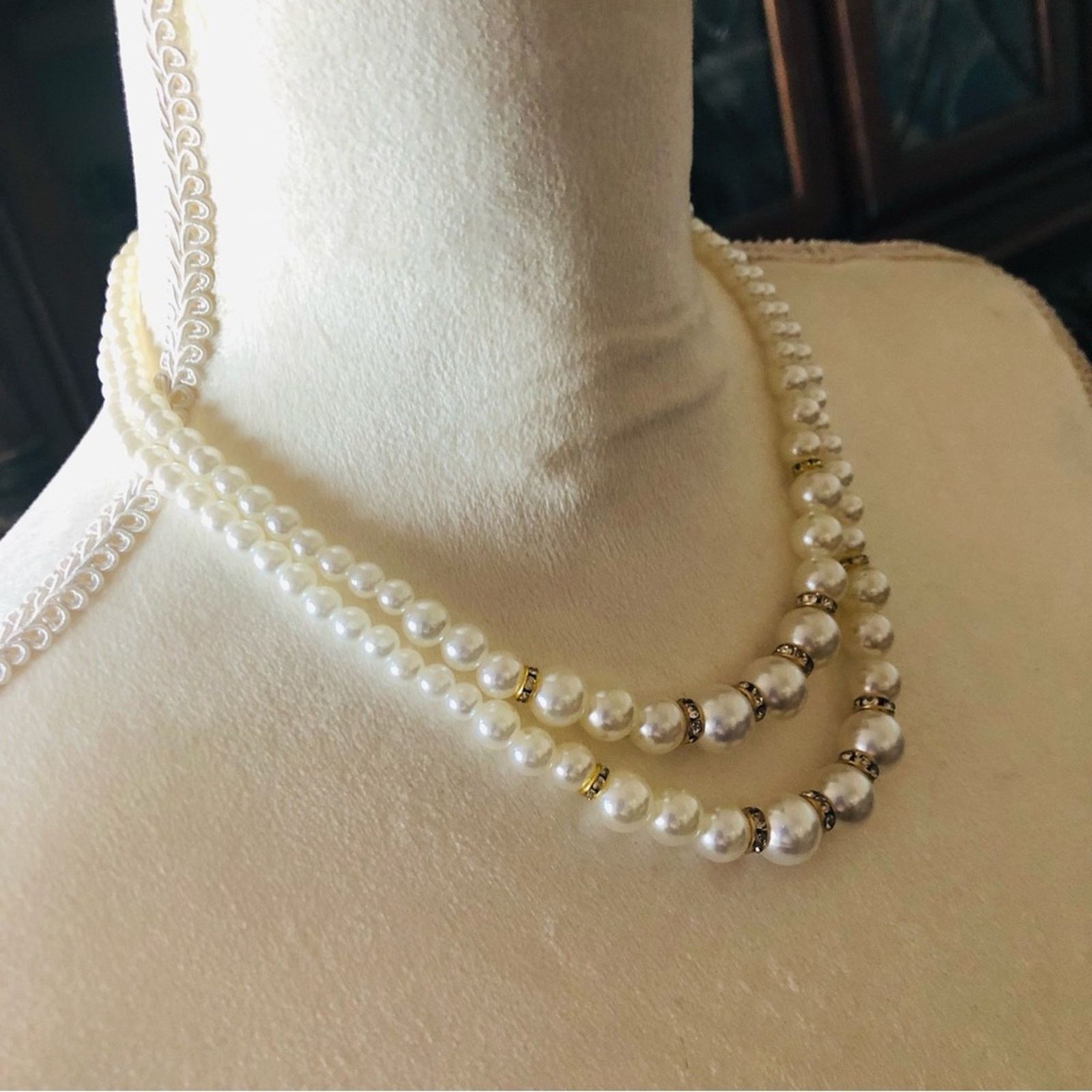 Handmade Handcrafted double strand white acrylic Pearl bead necklace Size ONE SIZE - 3 Thumbnail