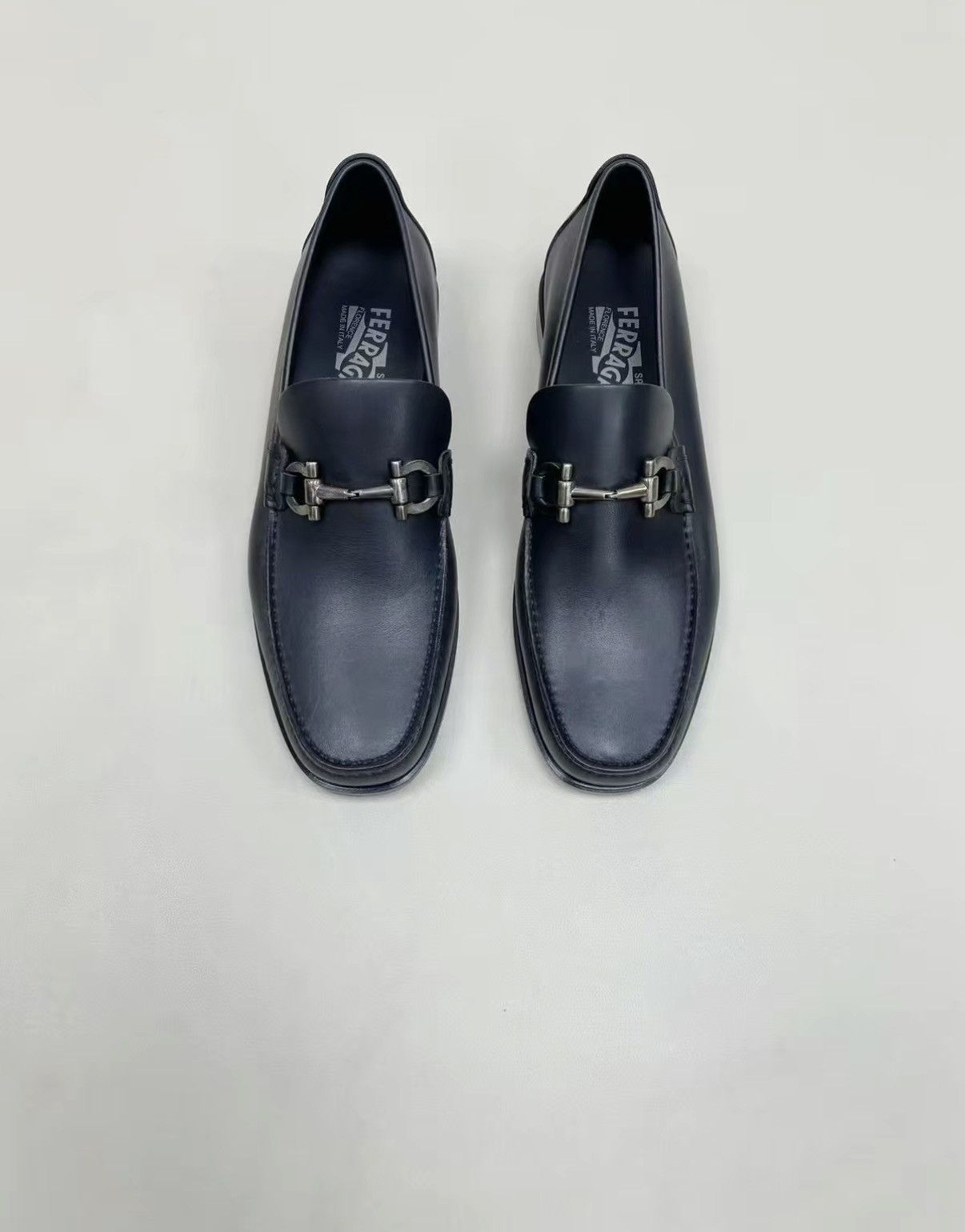 Salvatore Ferragamo Ferragamo Casual Shoes (genuine leather sole) J30 Size US 9.5 / EU 42-43 - 1 Thumbnail