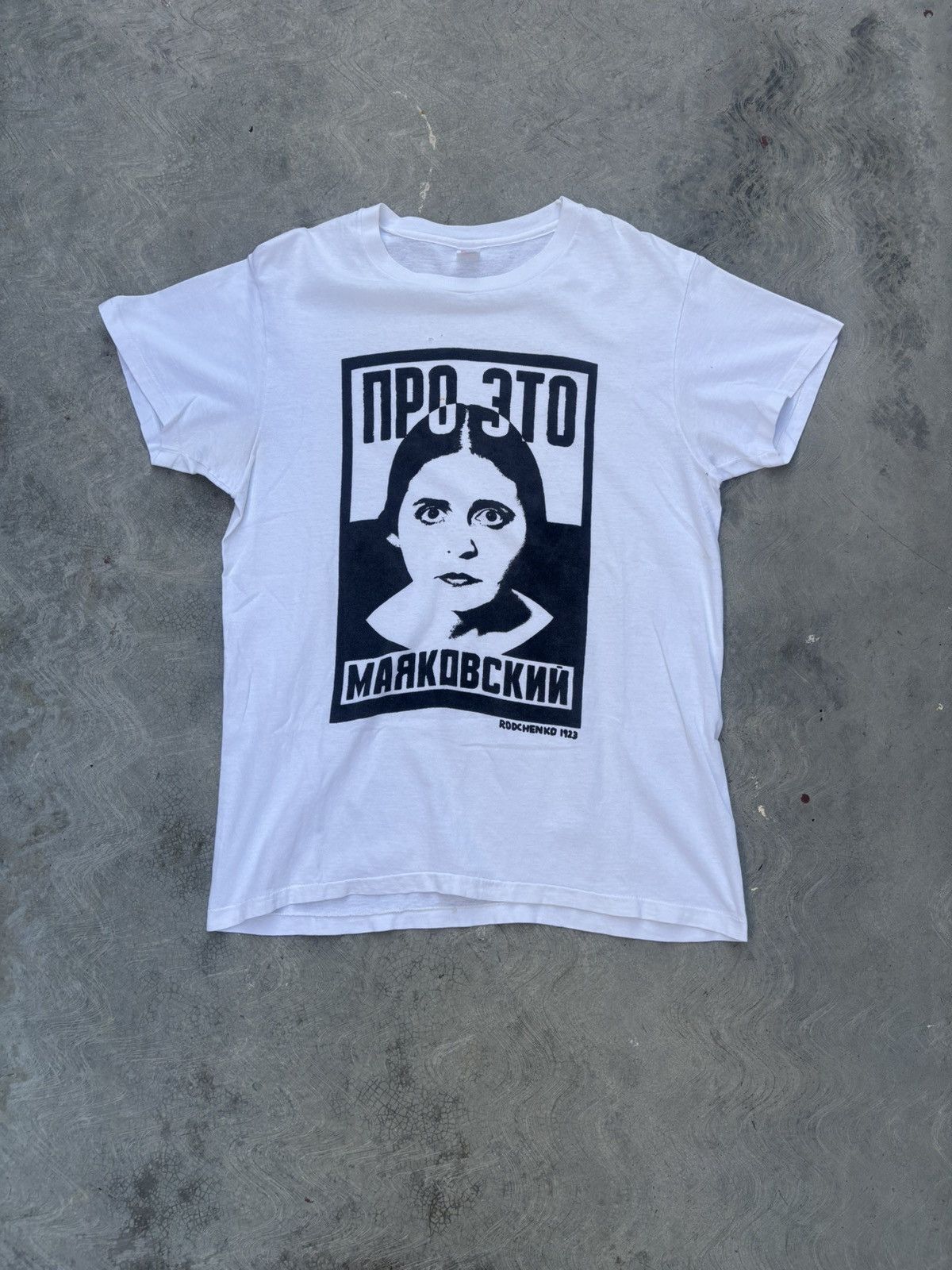 Vintage Vintage 90s Russia T Shirt Size US L / EU 52-54 / 3 - 1 Thumbnail