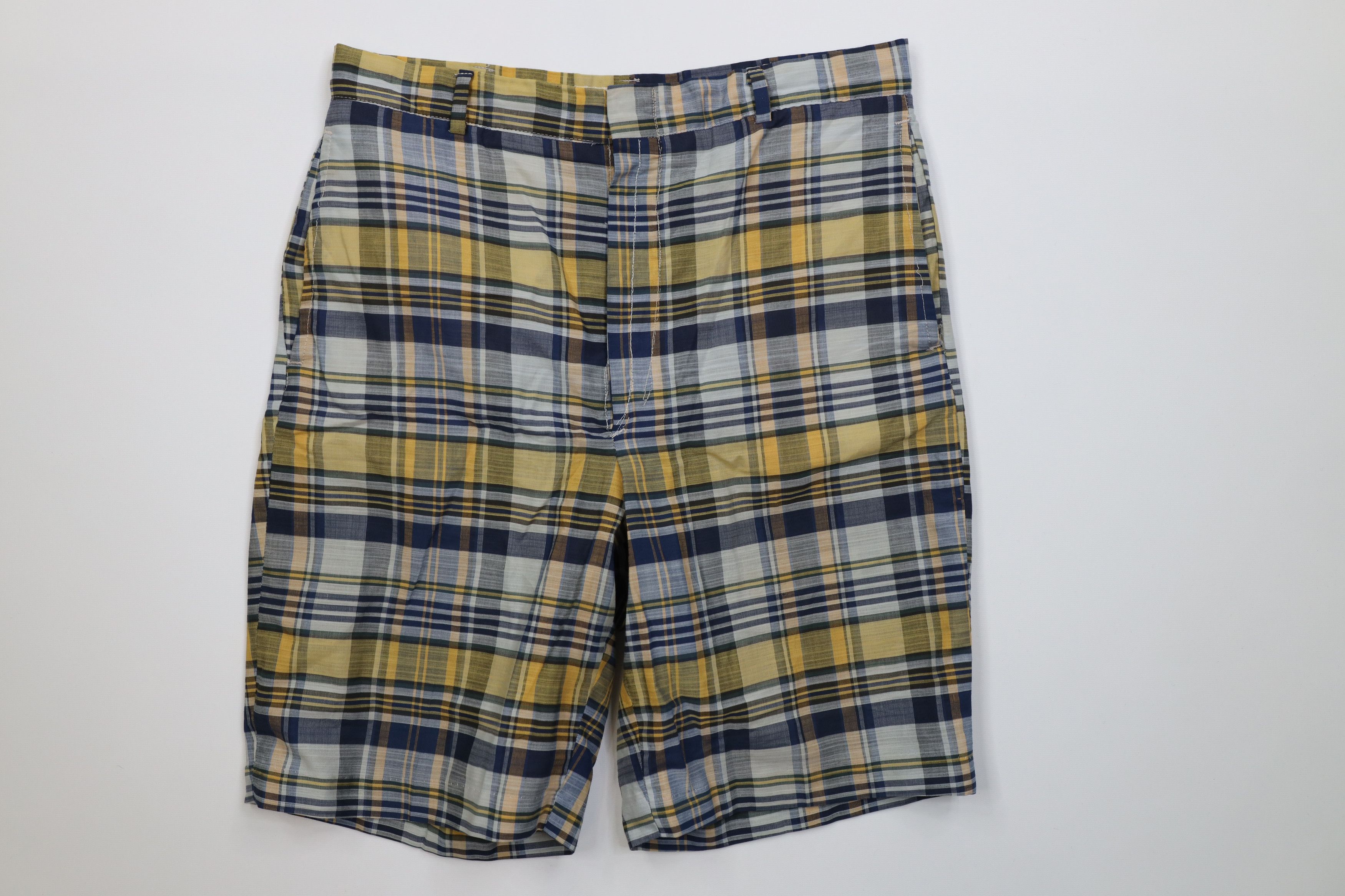 Vintage Vintage 50s Streetwear Above Knee Lightweight Chino Shorts Size US 30 / EU 46 - 1 Thumbnail