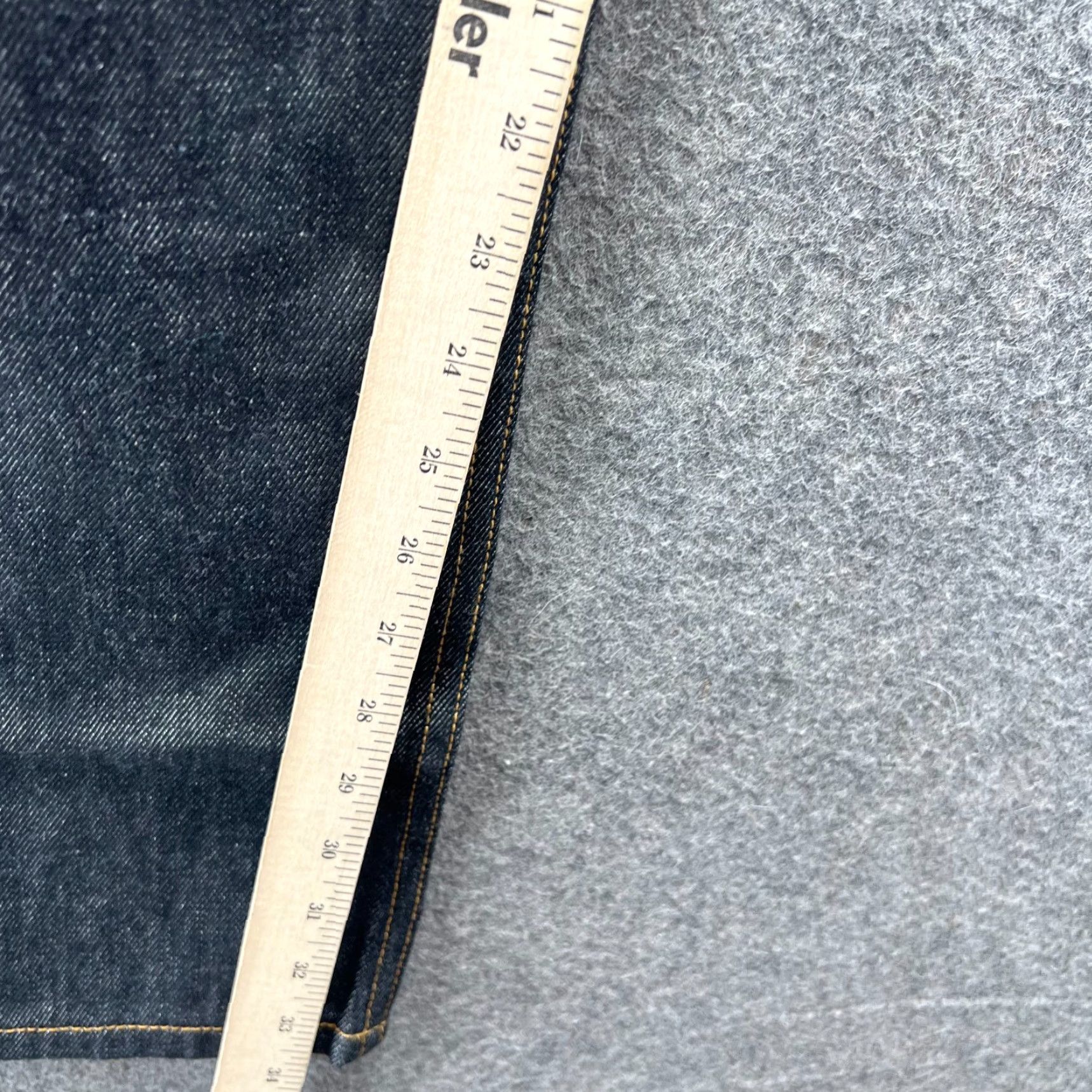 Levi's Levi's 501 Jeans Mens 33x34 Denim Button Fly Black Cotton Indigo Regular Straight Vintage Jeans Mens Size US 33 - 4 Thumbnail