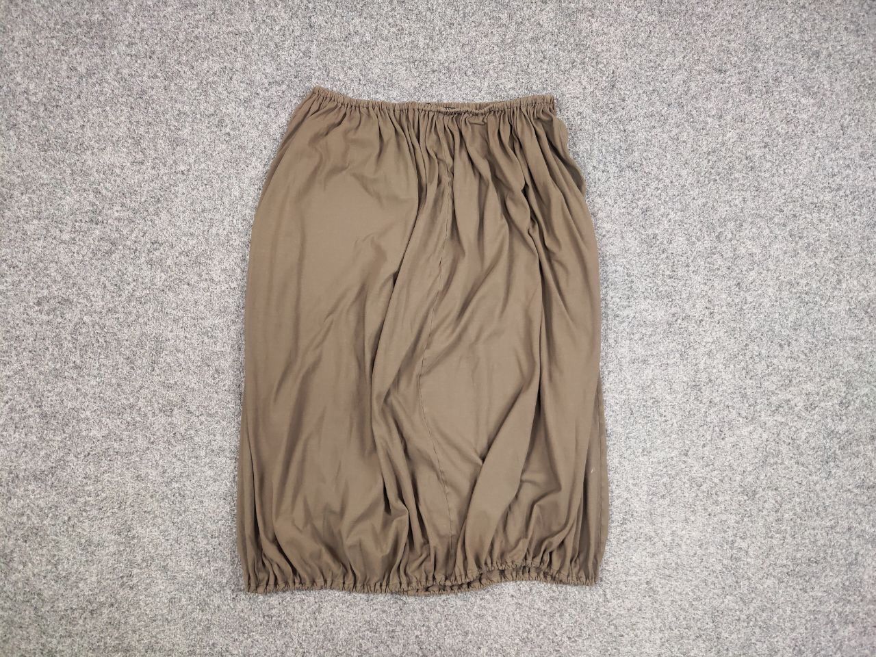 Rundholz Rundholz Design Skirt Cylinder elastic bands khaki color Size 28" / US 6 / IT 42 - 9 Thumbnail