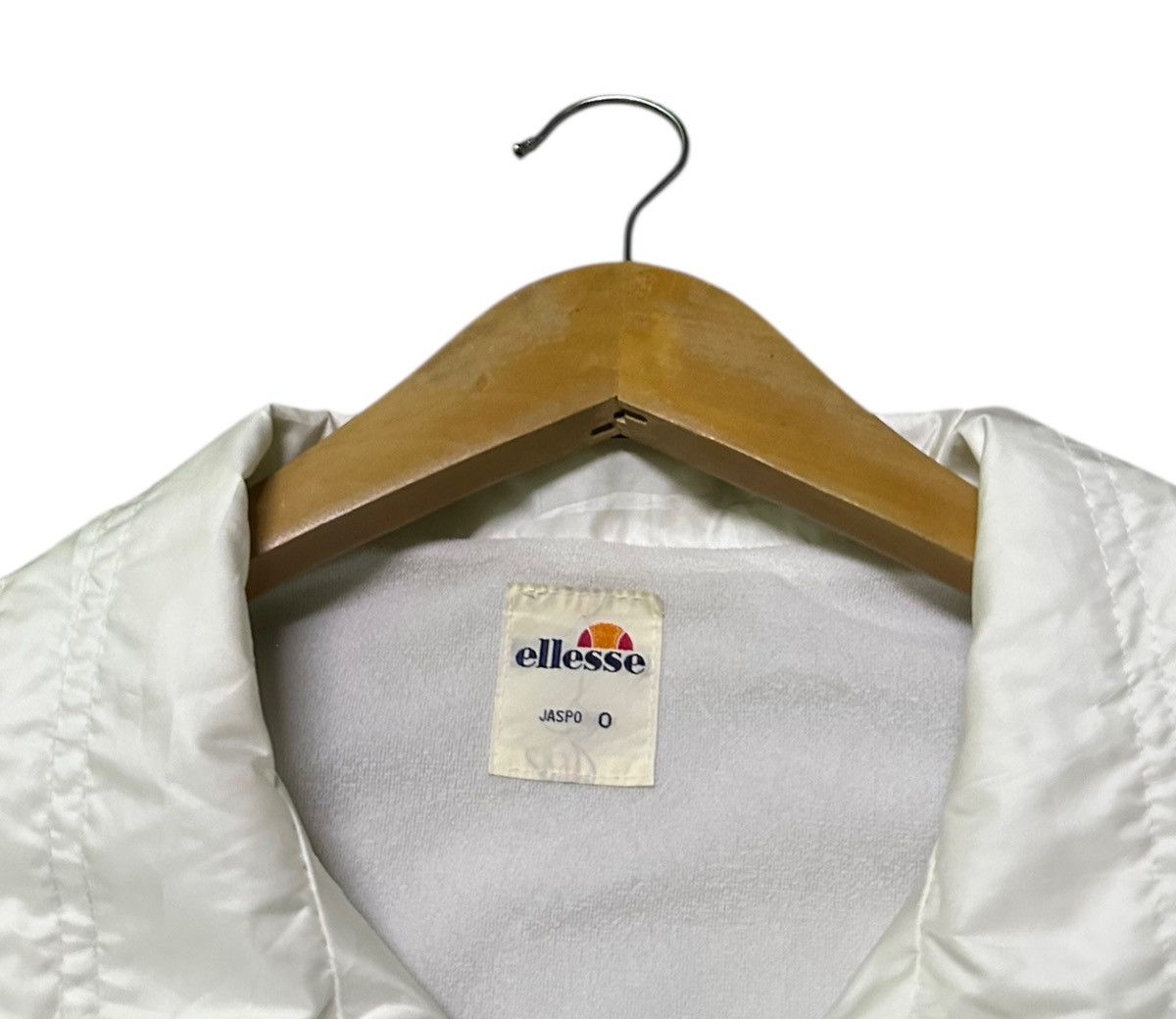 Ellesse Vintage 90s Ellesse windbreaker jacket Size US L / EU 52-54 / 3 - 4 Thumbnail