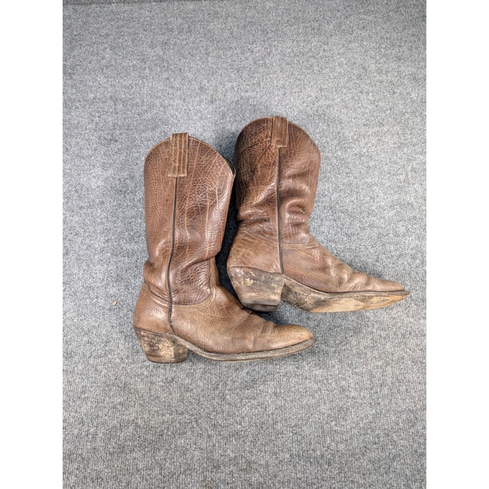Frye VINTAGE FRYE Boots 3239 Men’s 9.5 D Brown Leather Cowboy Boots RARE USA Frye 3239 Western Cowboy Leather Brown Men 9.5 D USA Vintage Boots Size US 10 / EU 43 - 3 Thumbnail
