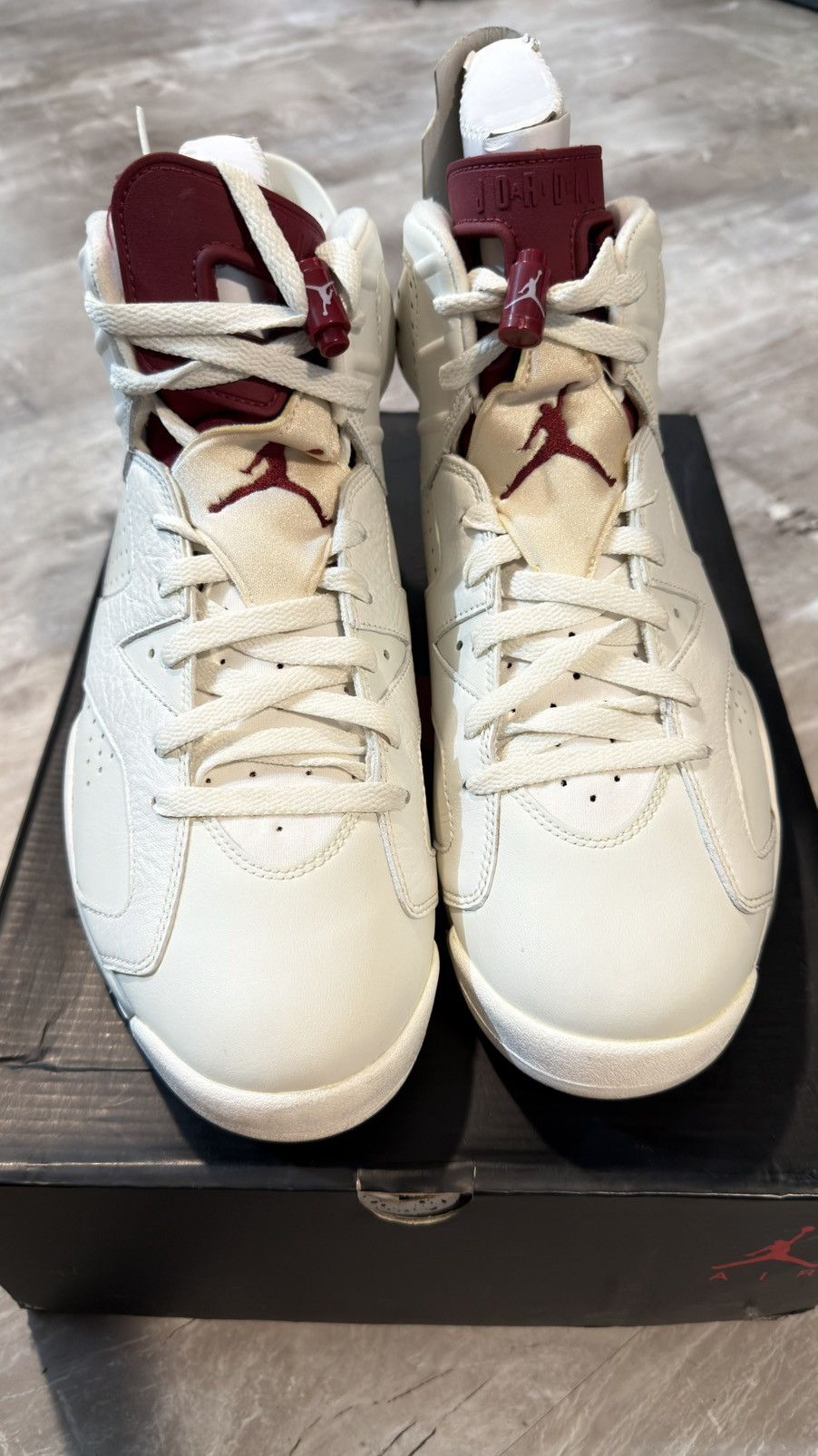 Jordan Brand Jordan 6 Maroon Size US 11 / EU 44 - 1 Thumbnail